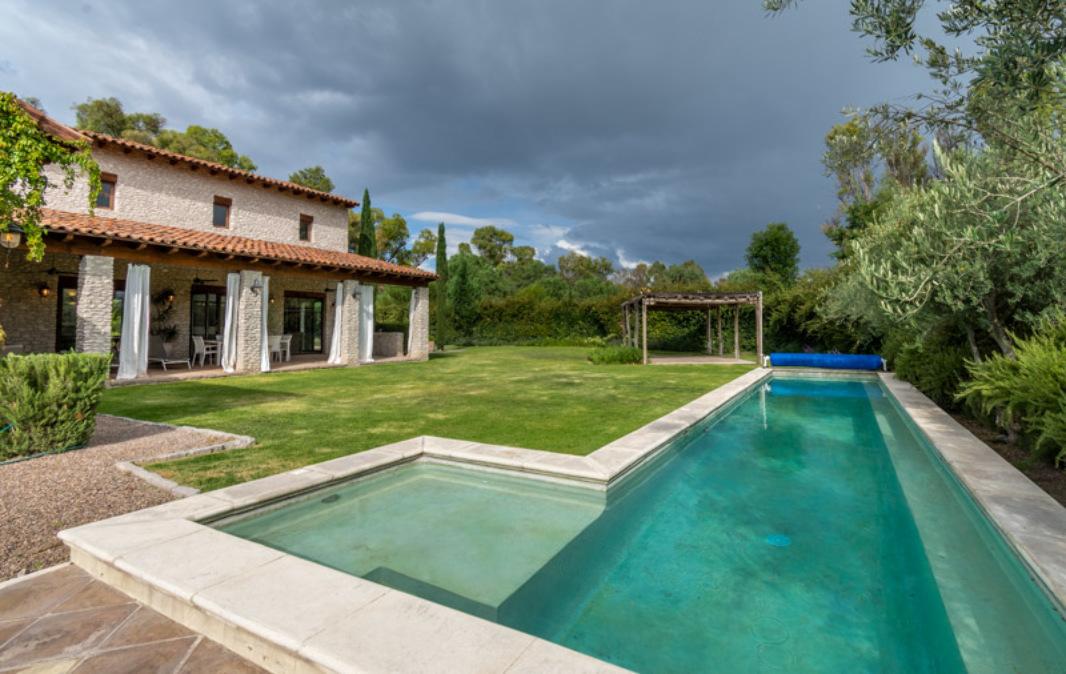Capilla, San Miguel de Allende, Guanajuato, 37884, Mexico, 4 Bedrooms Bedrooms, ,6 BathroomsBathrooms,Residential,For Sale,Capilla,1621477