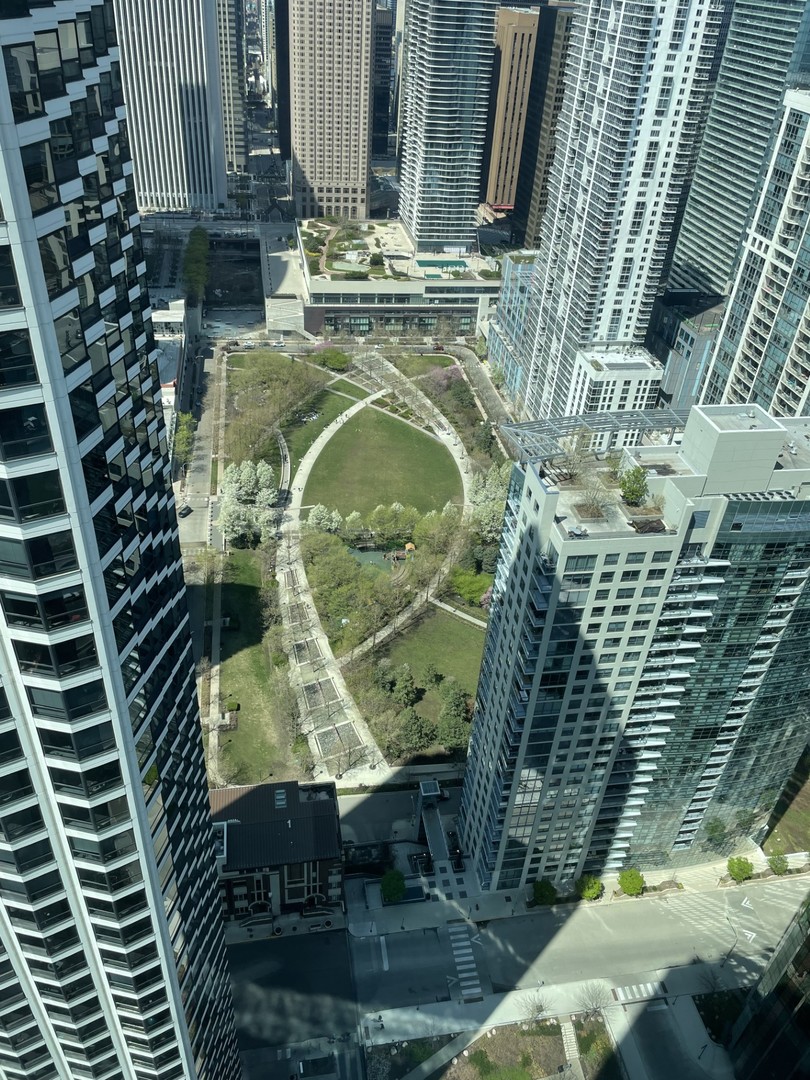 Chicago, Illinois, 60601, United States, 2 Bedrooms Bedrooms, ,2 BathroomsBathrooms,Residential,For Sale,1794745