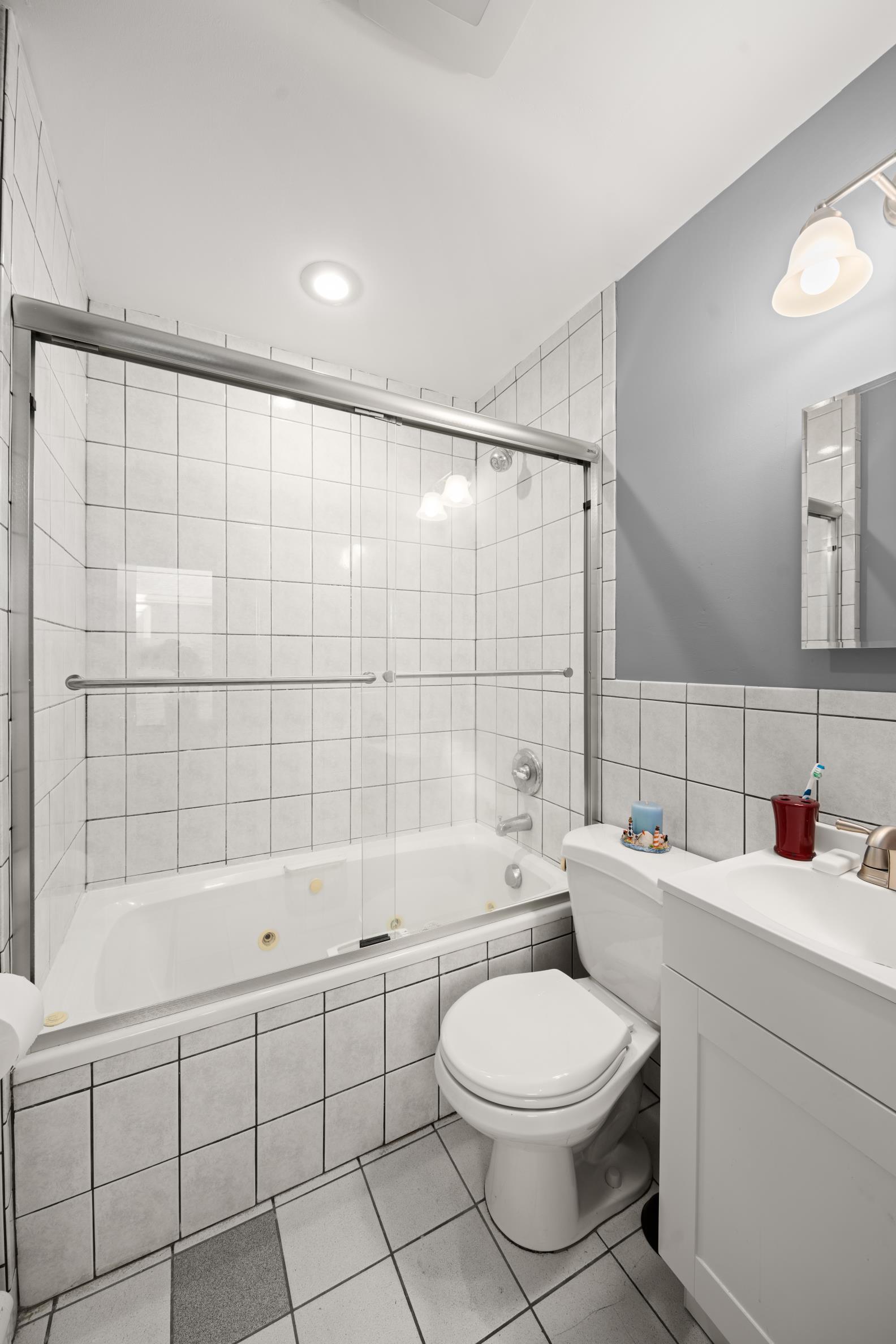 Broad Channel, New York, 11693, United States, 3 Bedrooms Bedrooms, ,1 BathroomBathrooms,Residential,For Sale,1982489