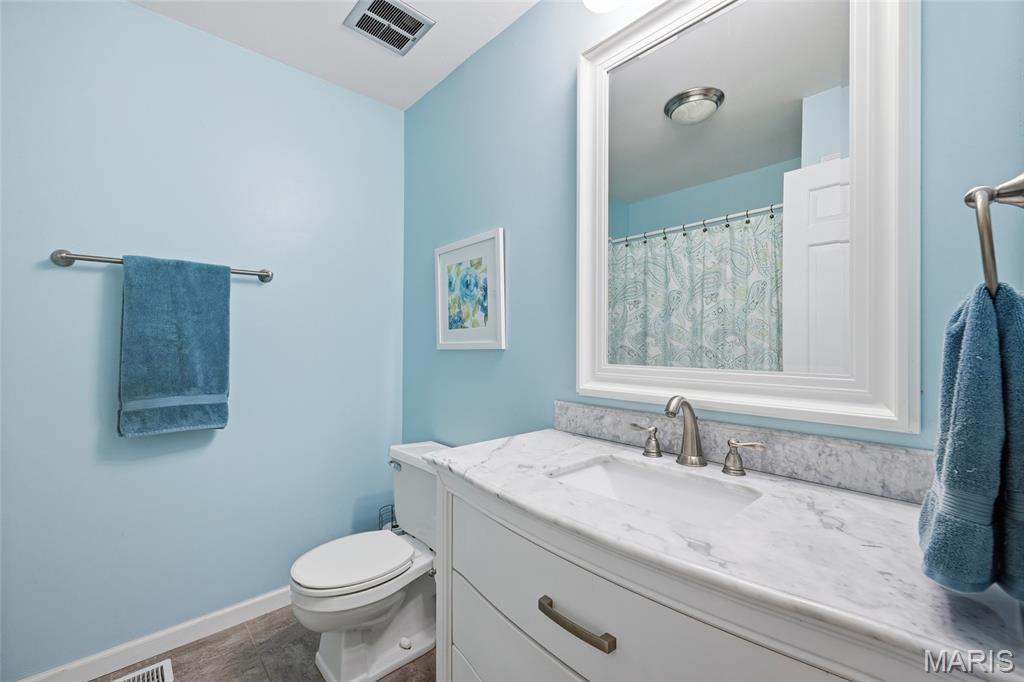 Unincorporated, Missouri, 63129, United States, 4 Bedrooms Bedrooms, ,4 BathroomsBathrooms,Residential,For Sale,1992793