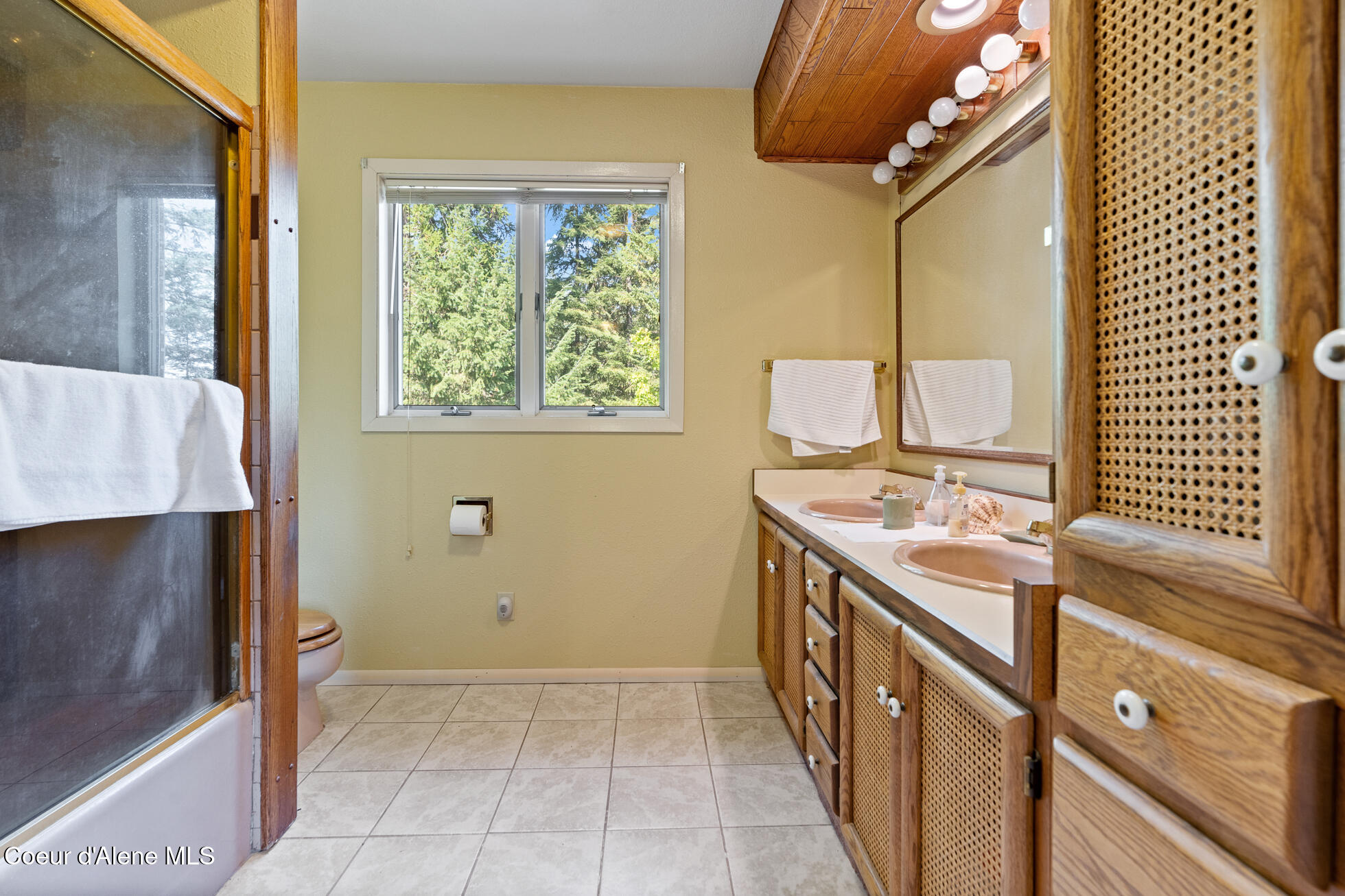 Worley, Idaho, 83876, United States, 4 Bedrooms Bedrooms, ,Residential,For Sale,1943313