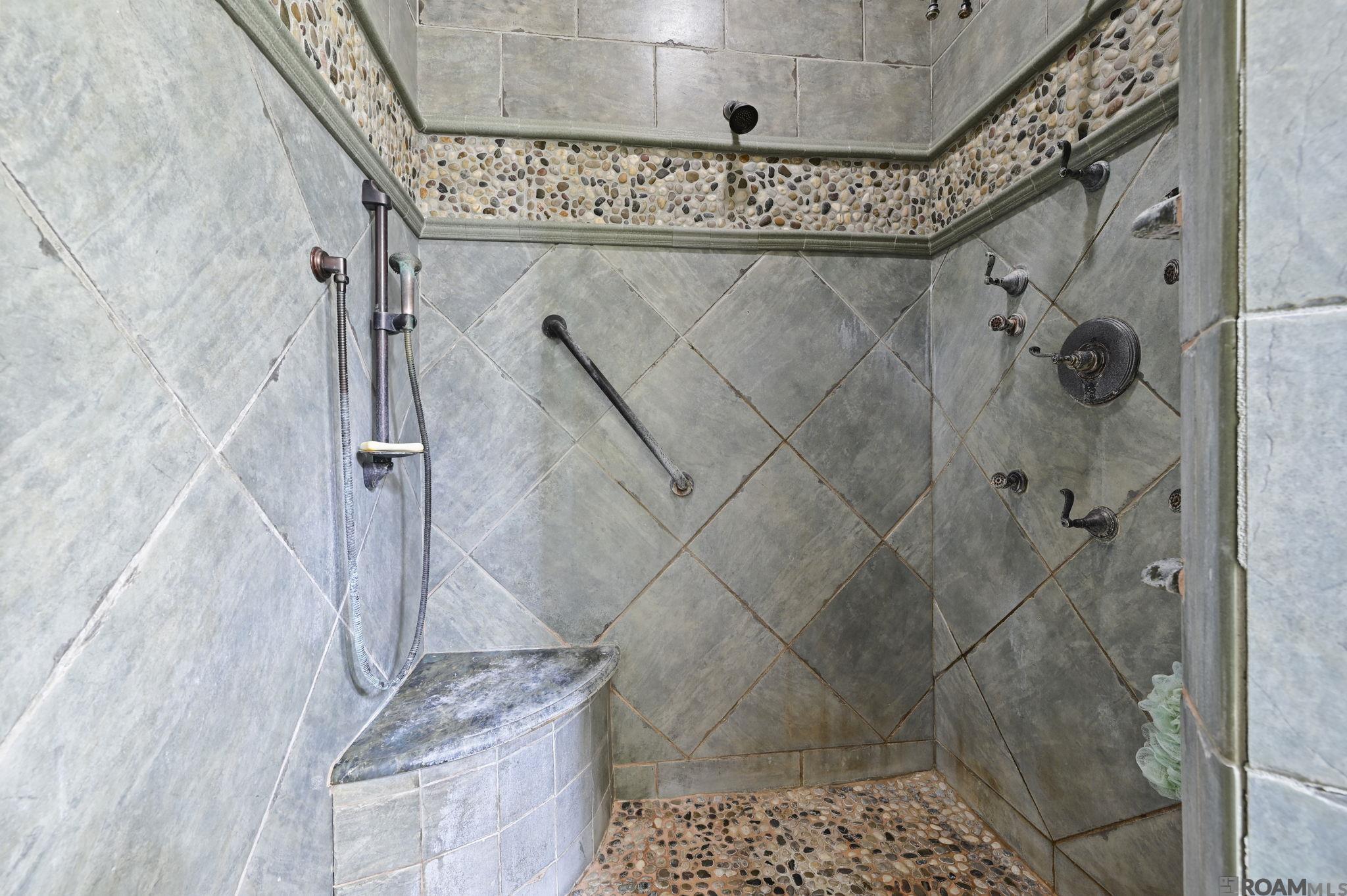 Central, Louisiana, 70739, United States, 4 Bedrooms Bedrooms, ,3 BathroomsBathrooms,Residential,For Sale,1976981