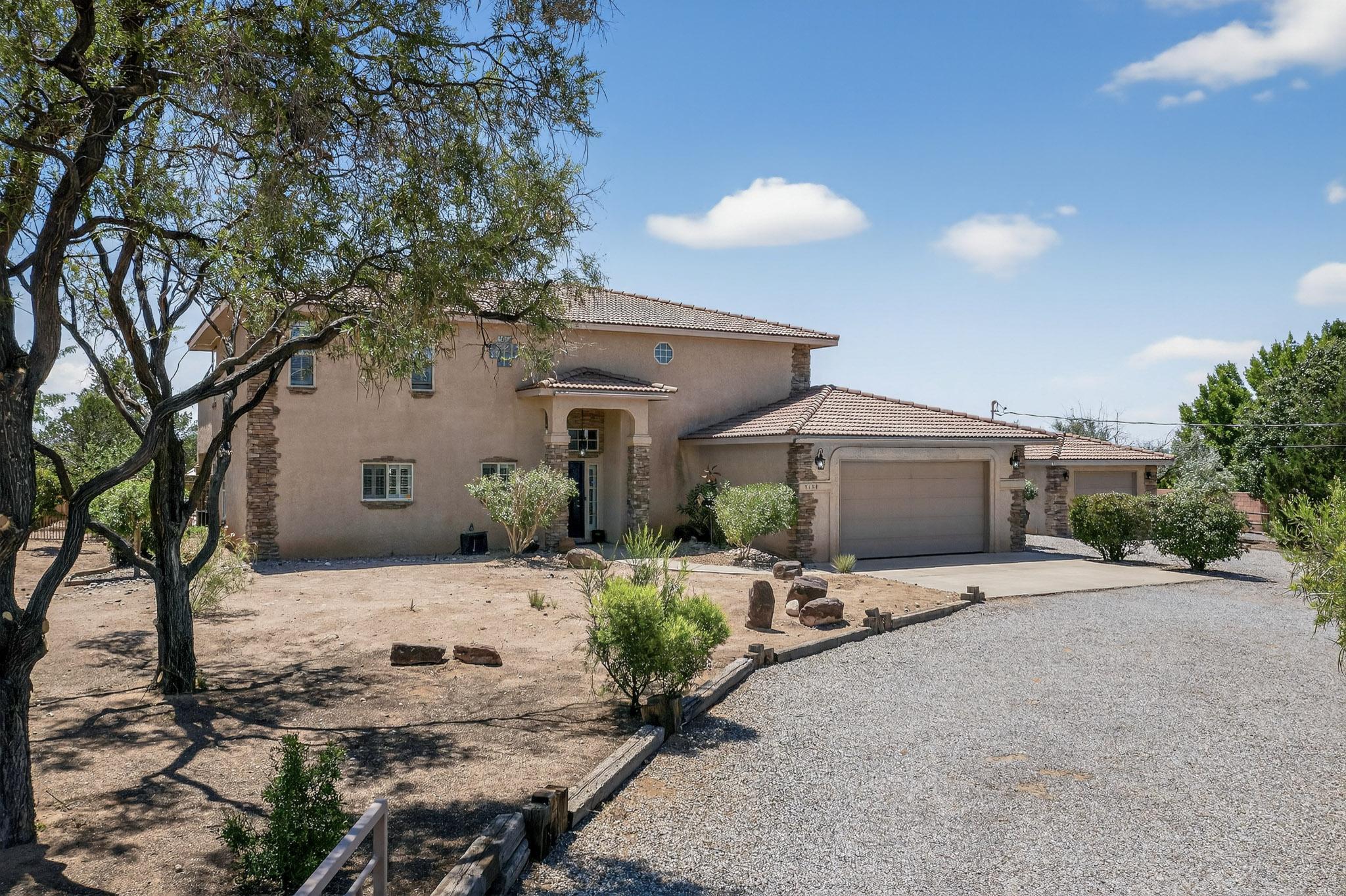 Albuquerque, New Mexico, 87122, United States, 4 Bedrooms Bedrooms, ,3 BathroomsBathrooms,Residential,For Sale,1914202