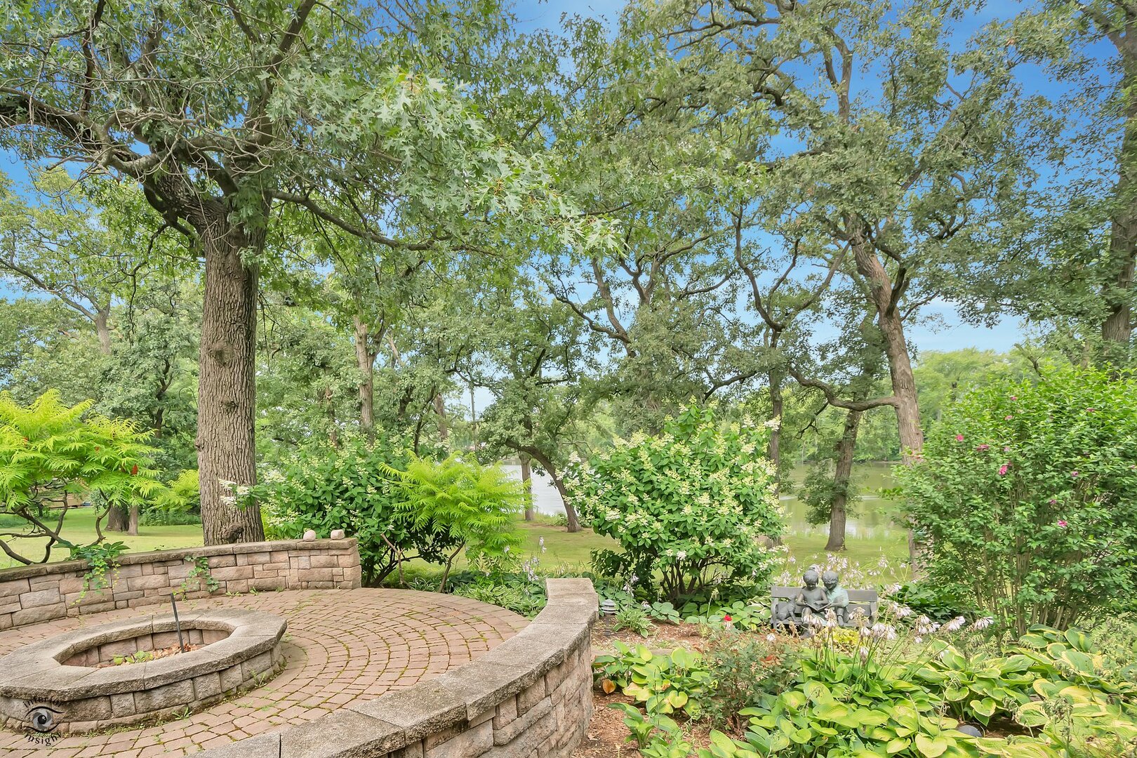 St. Anne, Illinois, 60964, United States, 4 Bedrooms Bedrooms, ,4 BathroomsBathrooms,Residential,For Sale,1901313
