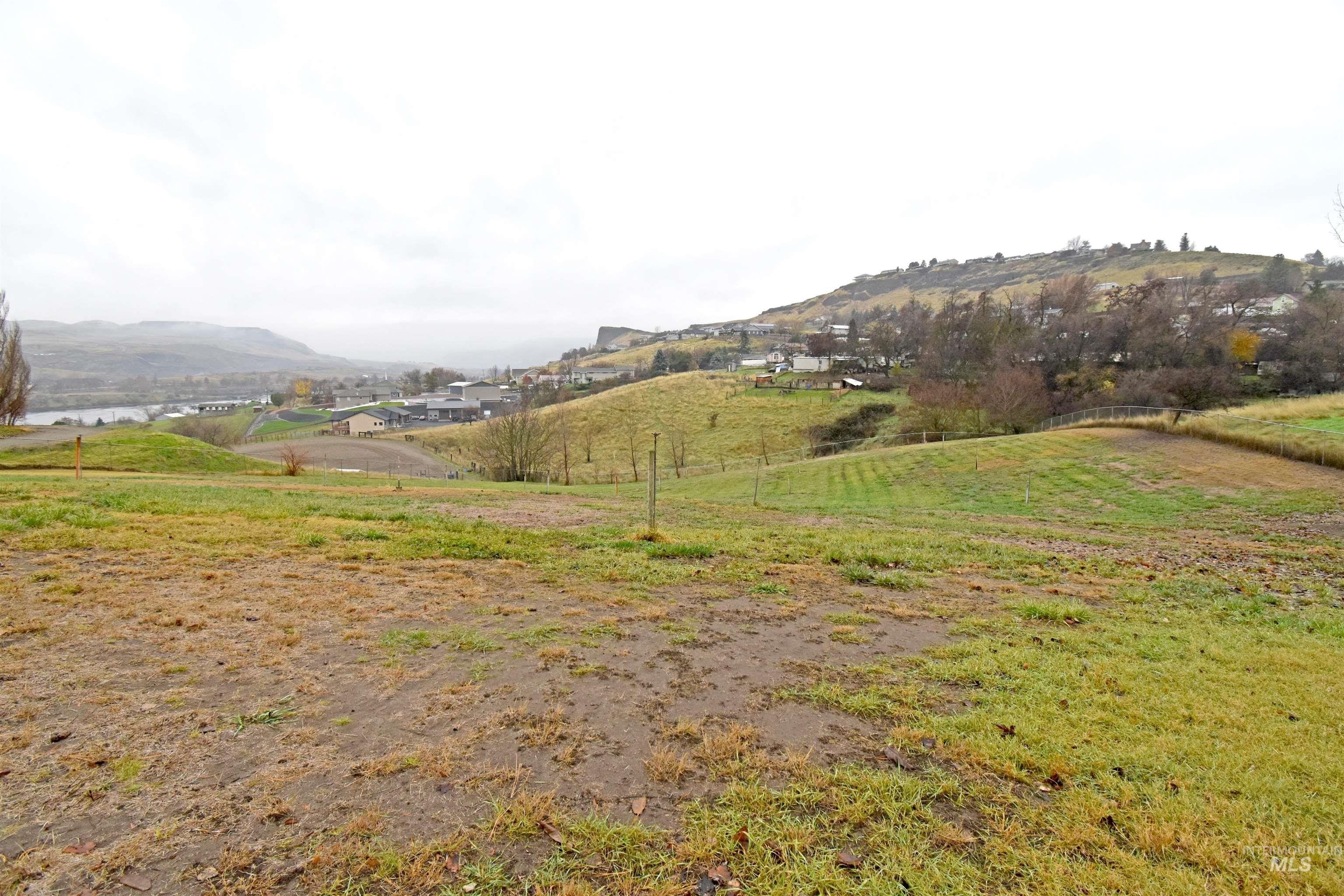 Clarkston, Washington, 99403, United States, 5 Bedrooms Bedrooms, ,4 BathroomsBathrooms,Residential,For Sale,2005826