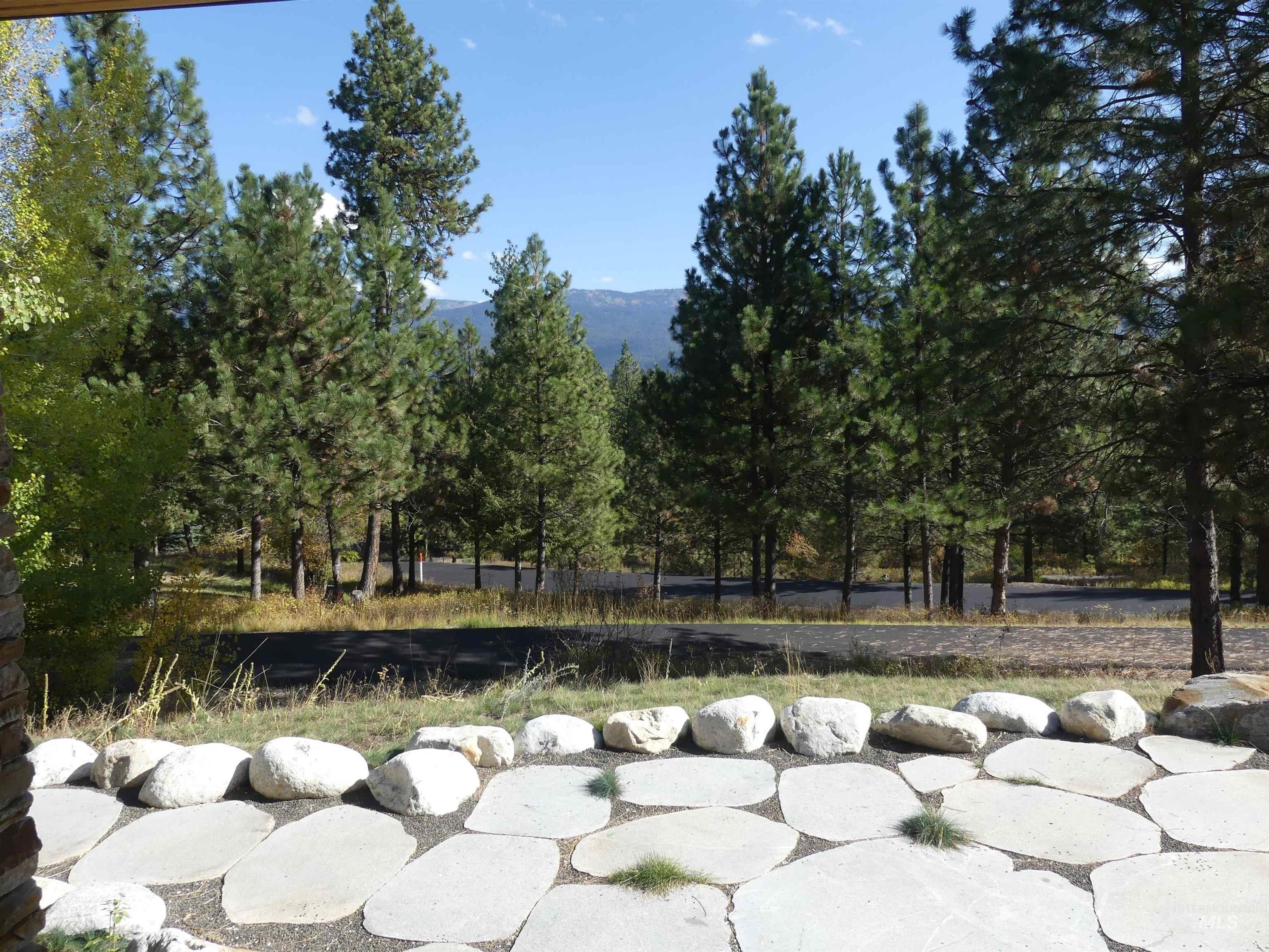 New Meadows, Idaho, 83654, United States, 4 Bedrooms Bedrooms, ,4 BathroomsBathrooms,Residential,For Sale,1980814