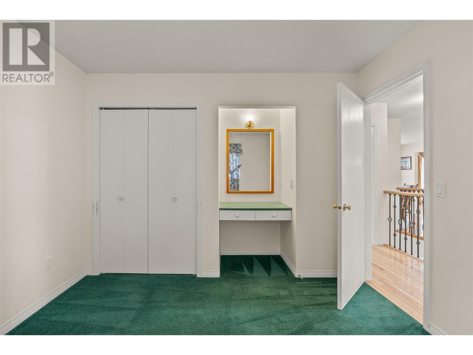 KELOWNA, British Columbia, V1V 1X3, CA, 4 Bedrooms Bedrooms, ,3 BathroomsBathrooms,Residential,For Sale,1876353