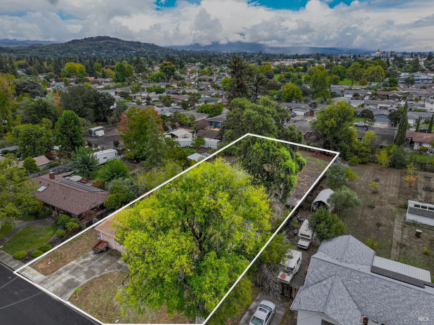 Napa, California, 94558, United States, 3 Bedrooms Bedrooms, ,1 BathroomBathrooms,Residential,For Sale,1988098