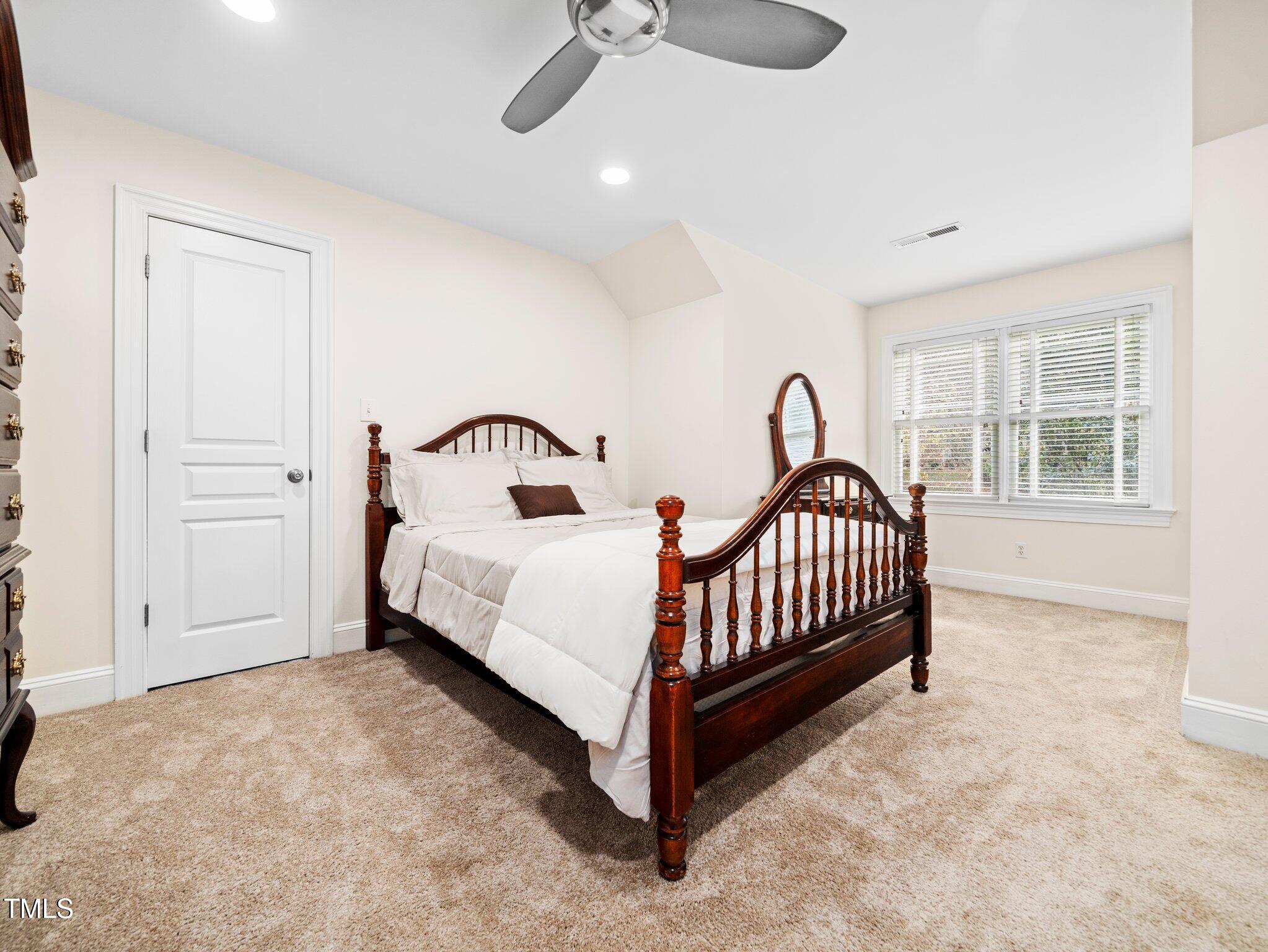 Wake Forest, North Carolina, 27587, United States, 5 Bedrooms Bedrooms, ,3 BathroomsBathrooms,Residential,For Sale,1754453