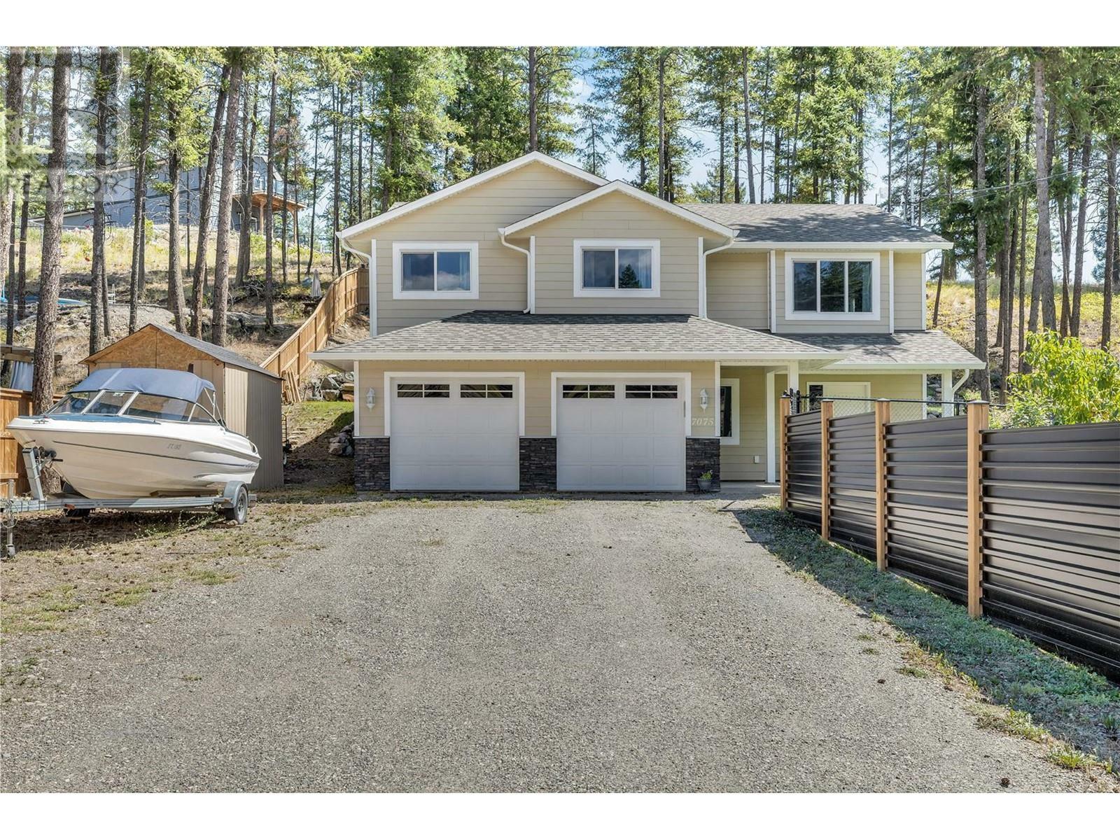 KELOWNA, British Columbia, V1Z 3W6, CA, 5 Bedrooms Bedrooms, ,3 BathroomsBathrooms,Residential,For Sale,1838987