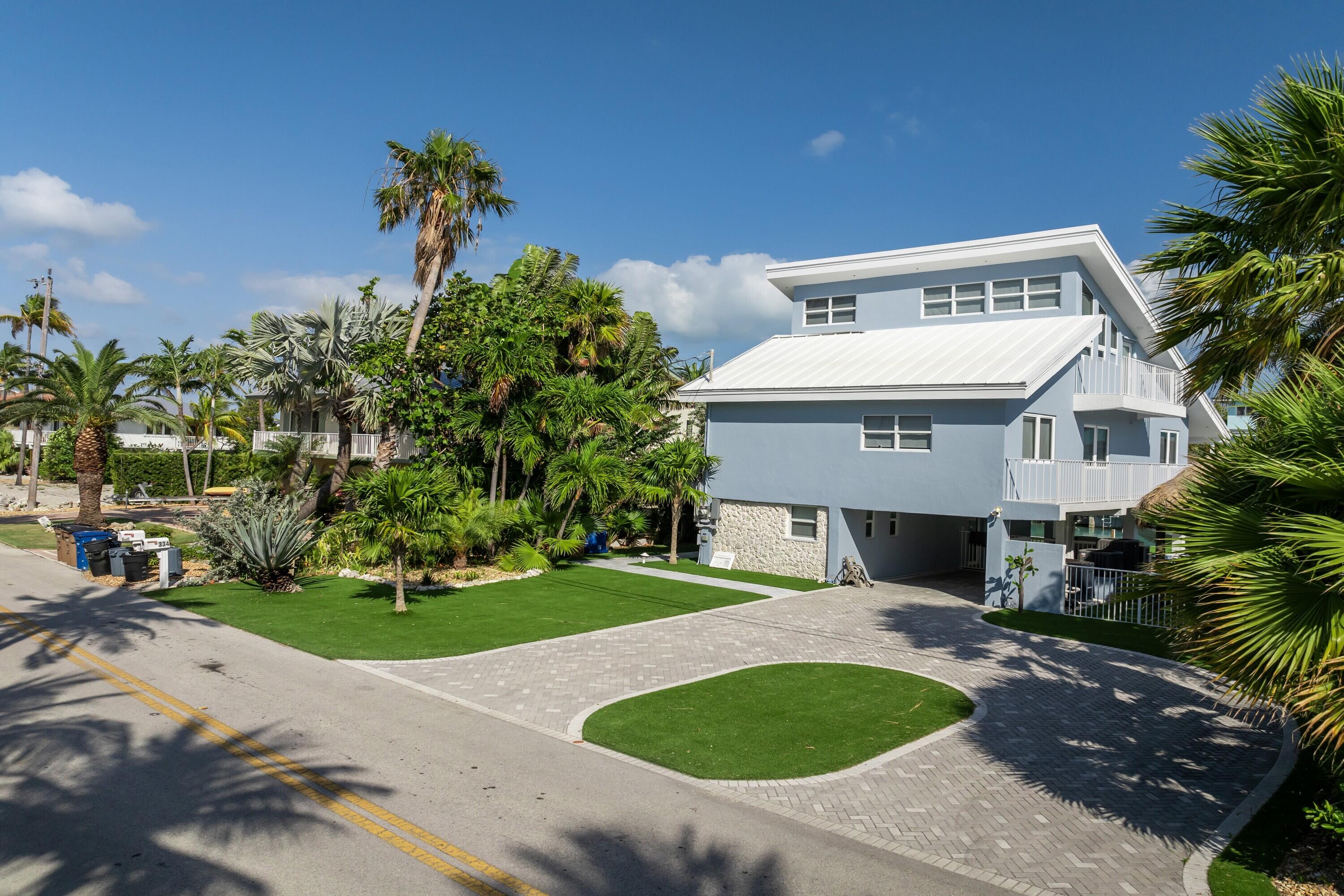 Duck, Florida, 33050, United States, 3 Bedrooms Bedrooms, ,3 BathroomsBathrooms,Residential,For Sale,1793374