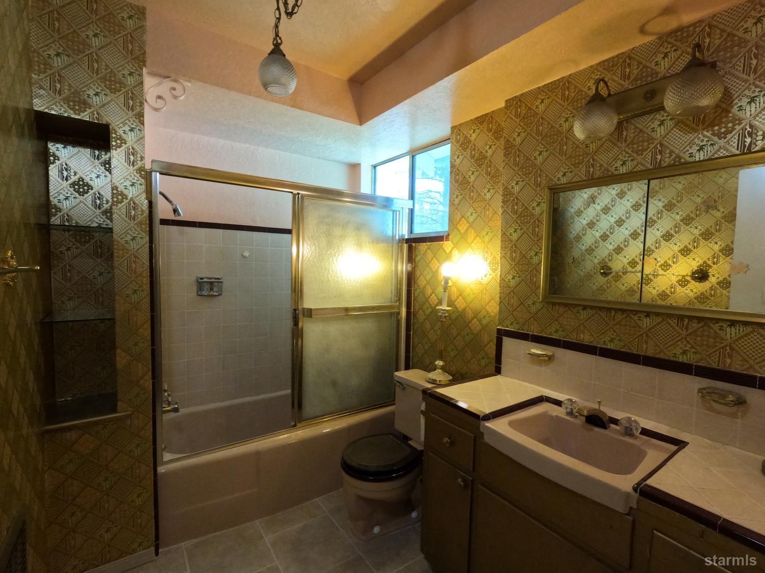 South Lake Tahoe, California, 96150, United States, 3 Bedrooms Bedrooms, ,3 BathroomsBathrooms,Residential,For Sale,1895450