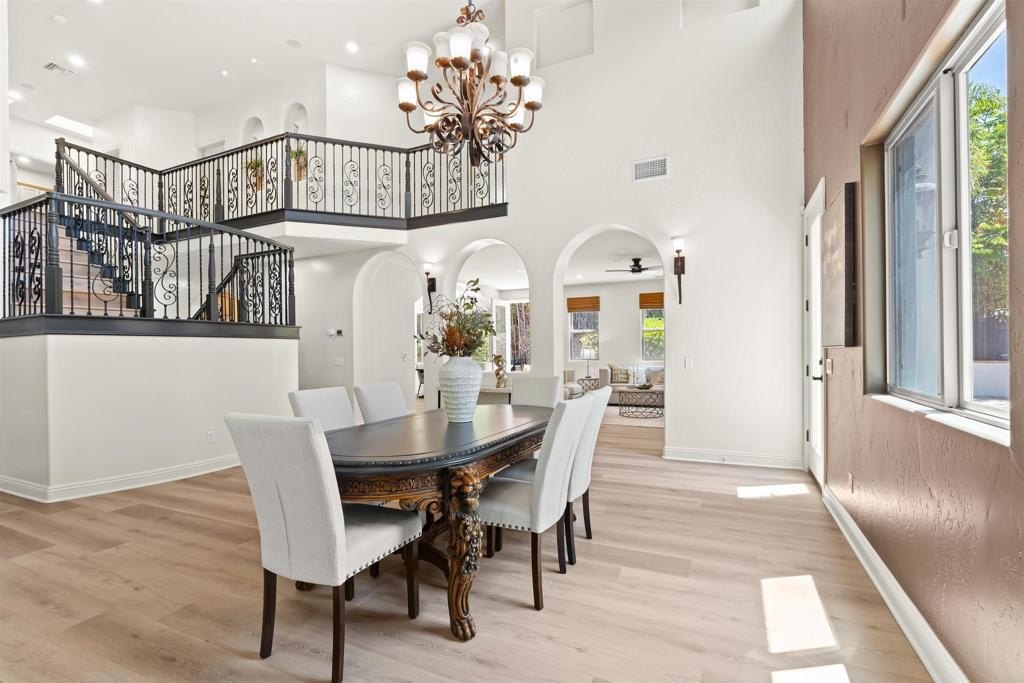 Chula Vista, California, 91910, United States, 5 Bedrooms Bedrooms, ,6 BathroomsBathrooms,Residential,For Sale,1996956