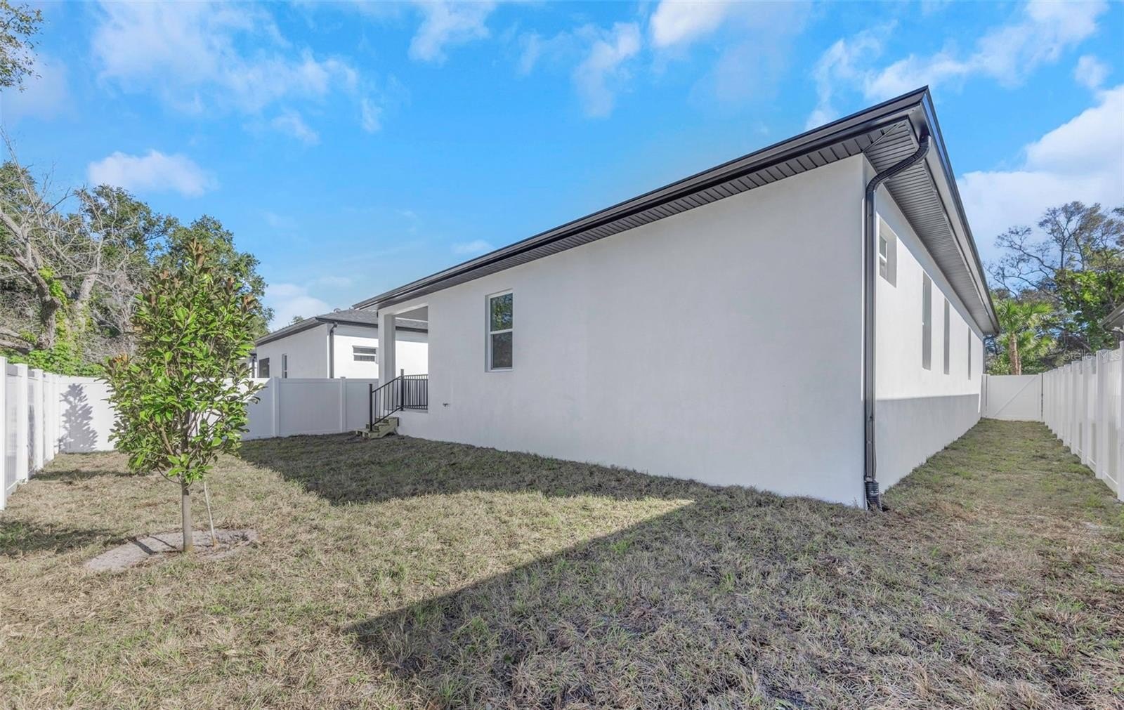 CLEARWATER, Florida, 33755, United States, 4 Bedrooms Bedrooms, ,3 BathroomsBathrooms,Residential,For Sale,1996424