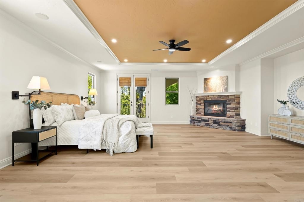 Chula Vista, California, 91910, United States, 5 Bedrooms Bedrooms, ,6 BathroomsBathrooms,Residential,For Sale,1996956