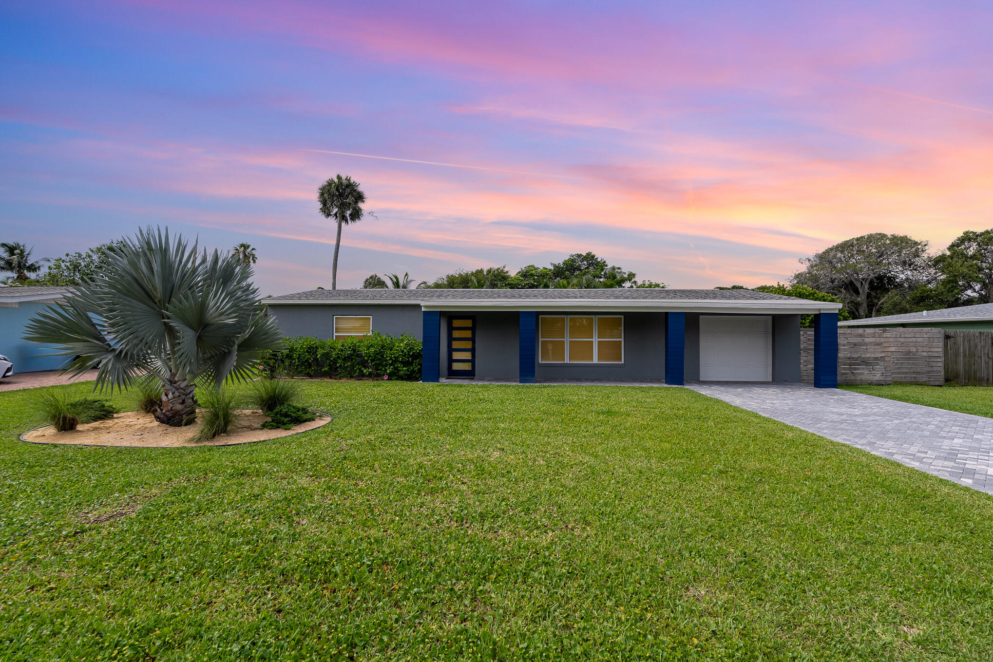 Cocoa Beach, Florida, 32931, United States, 3 Bedrooms Bedrooms, ,2 BathroomsBathrooms,Residential,For Sale,1870691