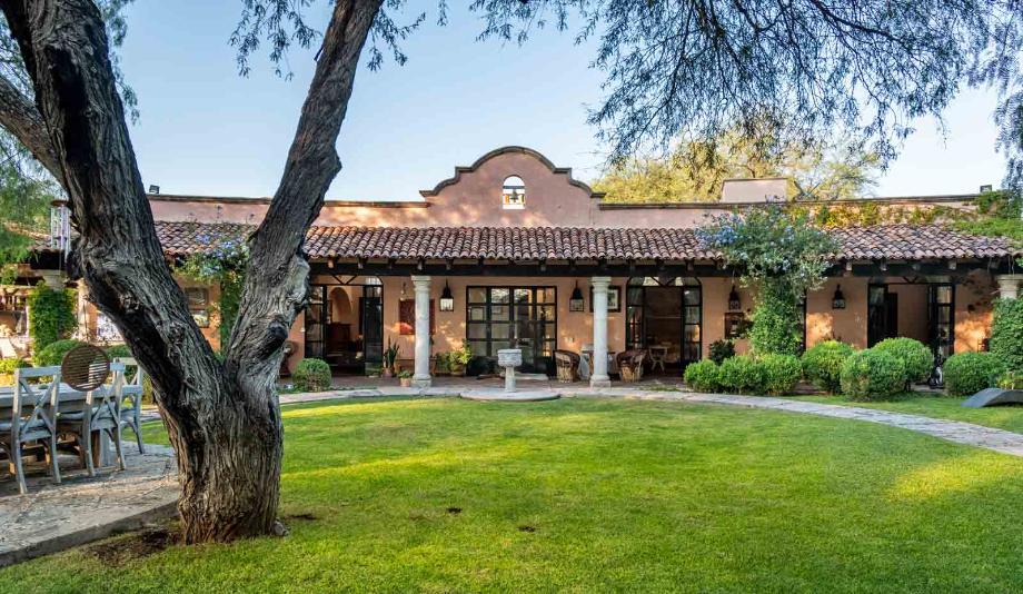 San Miguel de Allende, Guanajuato, 37893, Mexico, 5 Bedrooms Bedrooms, ,5 BathroomsBathrooms,Residential,For Sale,1991635