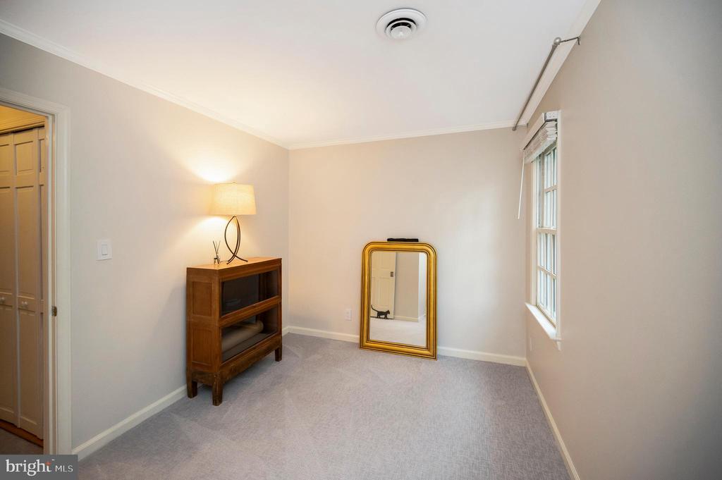 Fredericksburg, Virginia, 22405, United States, 5 Bedrooms Bedrooms, ,5 BathroomsBathrooms,Residential,For Sale,1825163