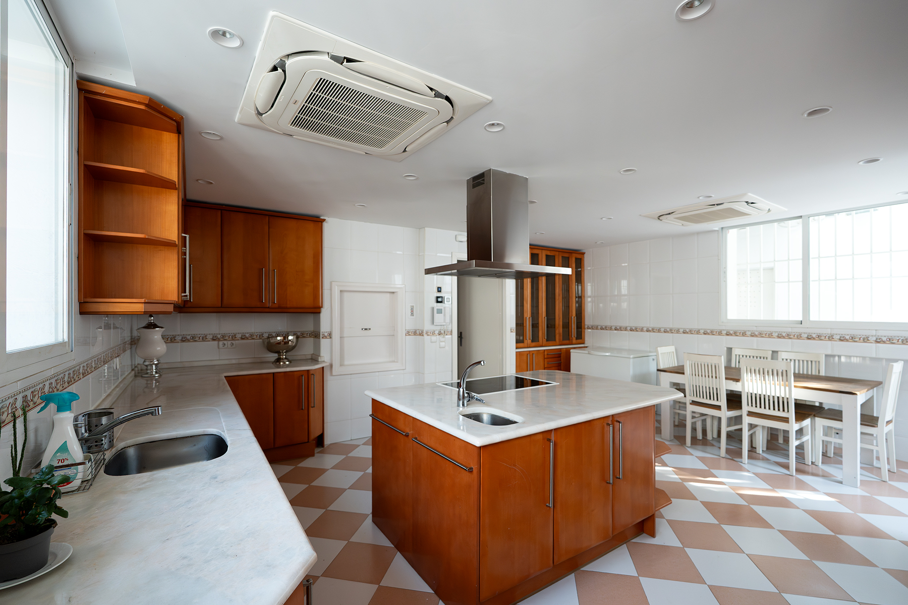  Colonial villa in Somosaguas, Pozuelo de Alarcón - 物件實景