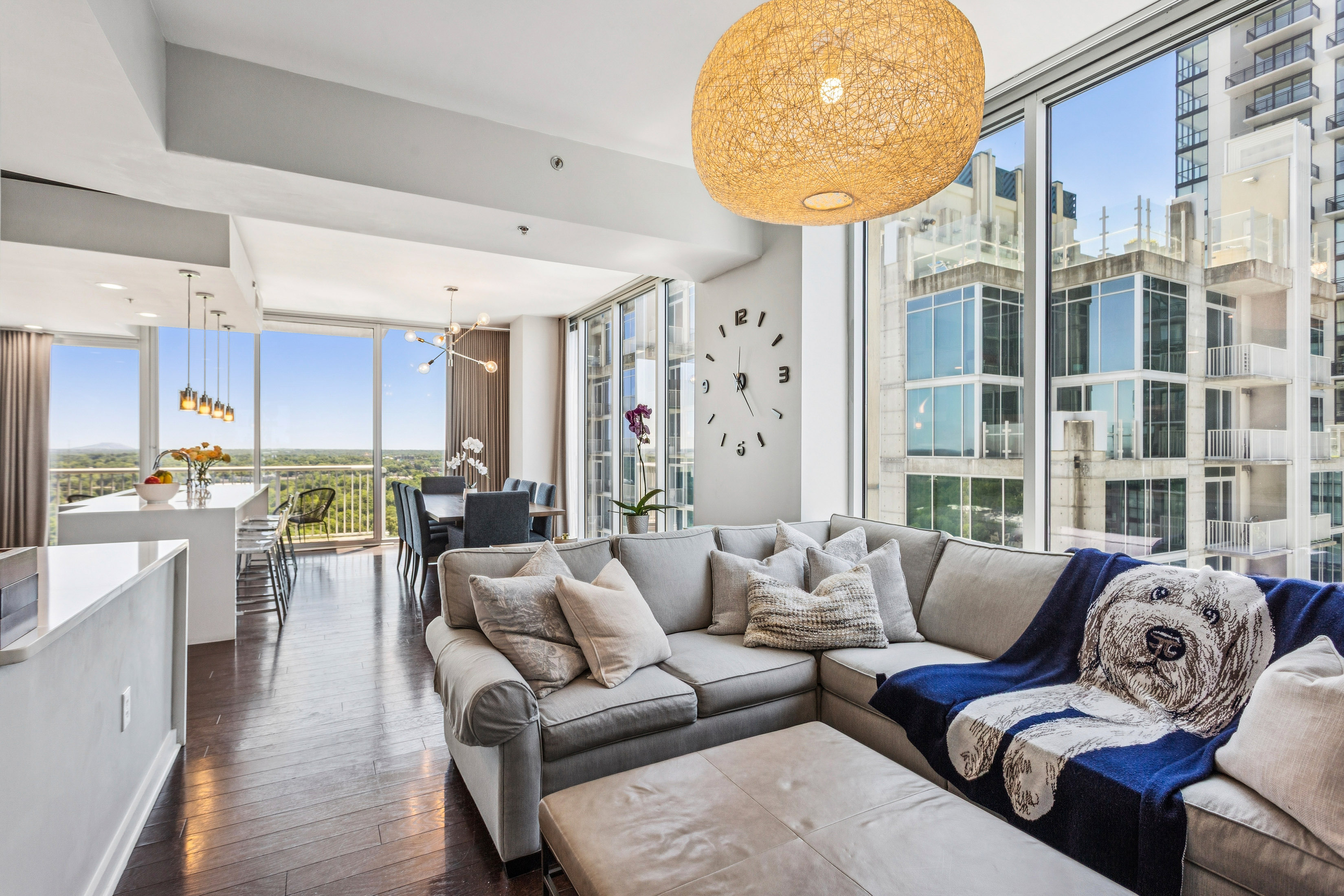  Experience Luxury Living In The Sky - 物件實景