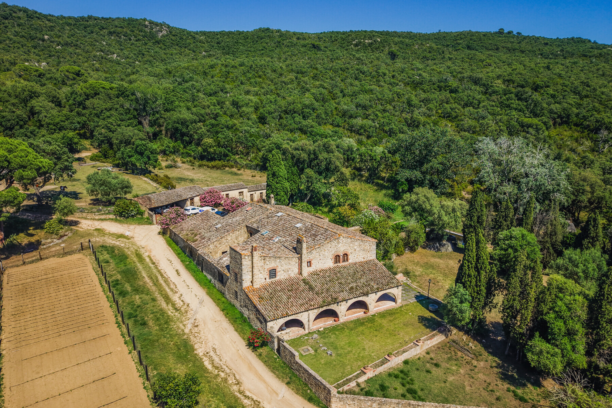  History, architecture, and nature reach their fullest expression at Mas Rosselló - 物件實景