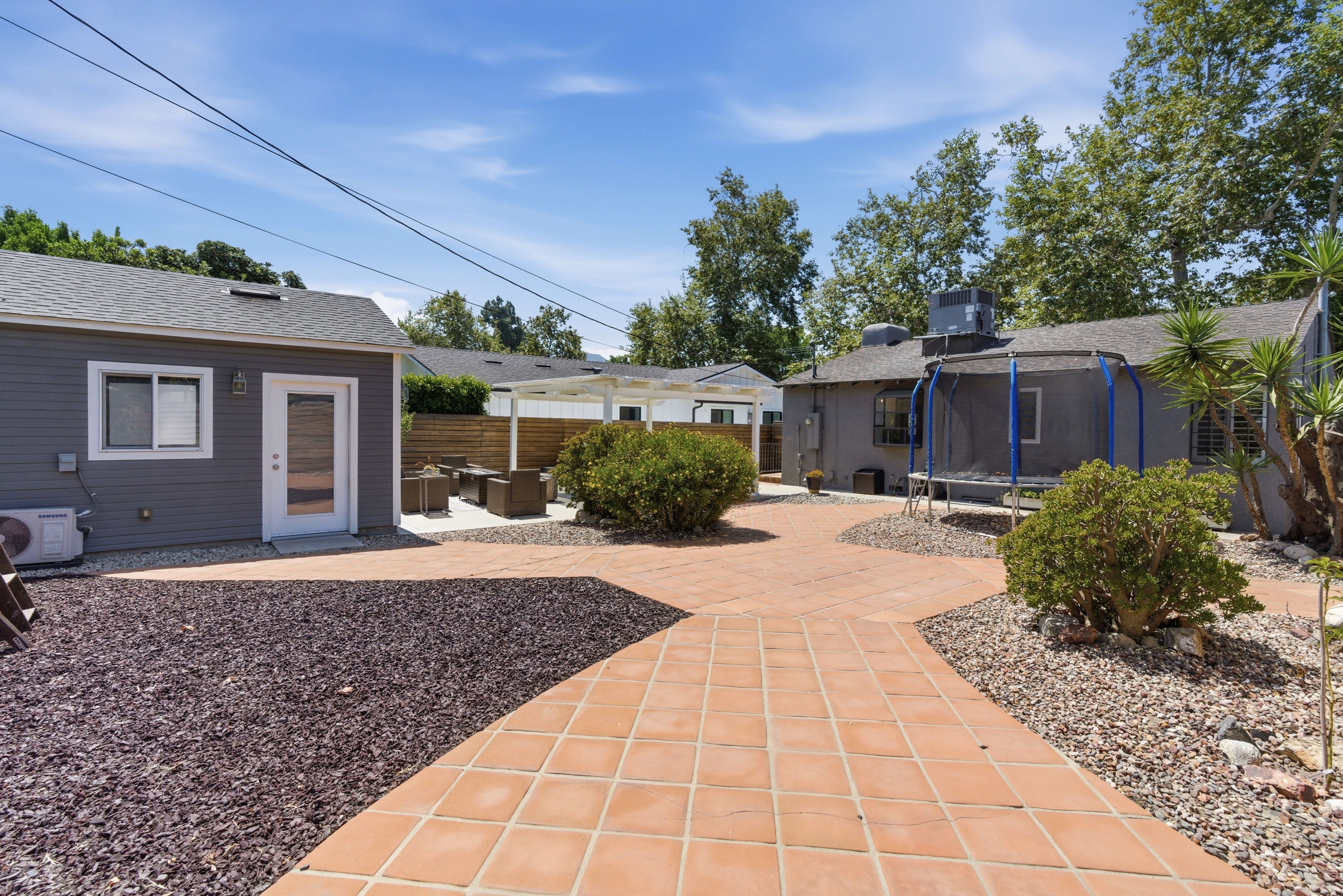  526 North Toluca Park Drive, Burbank, CA 91505 - 物件實景