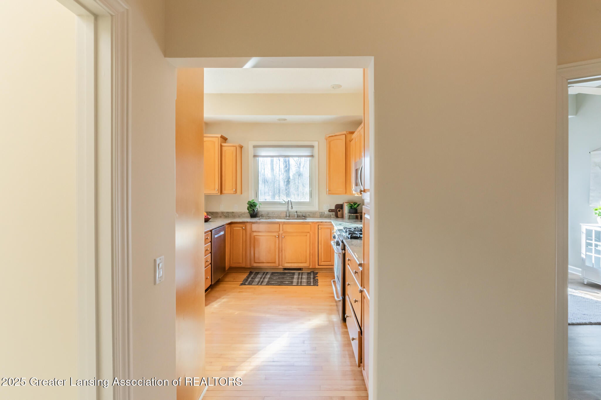 East Lansing, Michigan, 48823, United States, 5 Bedrooms Bedrooms, ,3 BathroomsBathrooms,Residential,For Sale,1991518