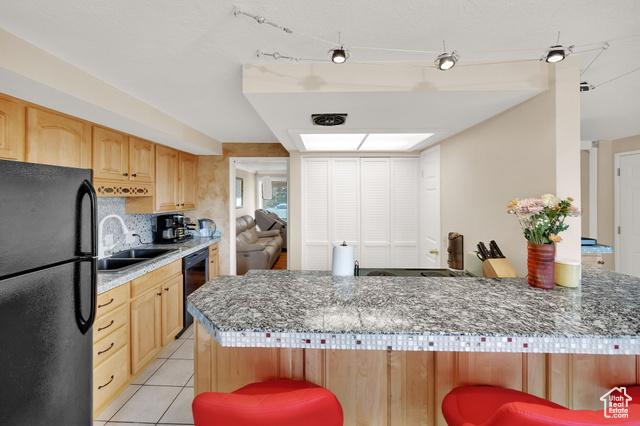 Sandy, Utah, 84094, United States, 3 Bedrooms Bedrooms, ,2 BathroomsBathrooms,Residential,For Sale,1981855