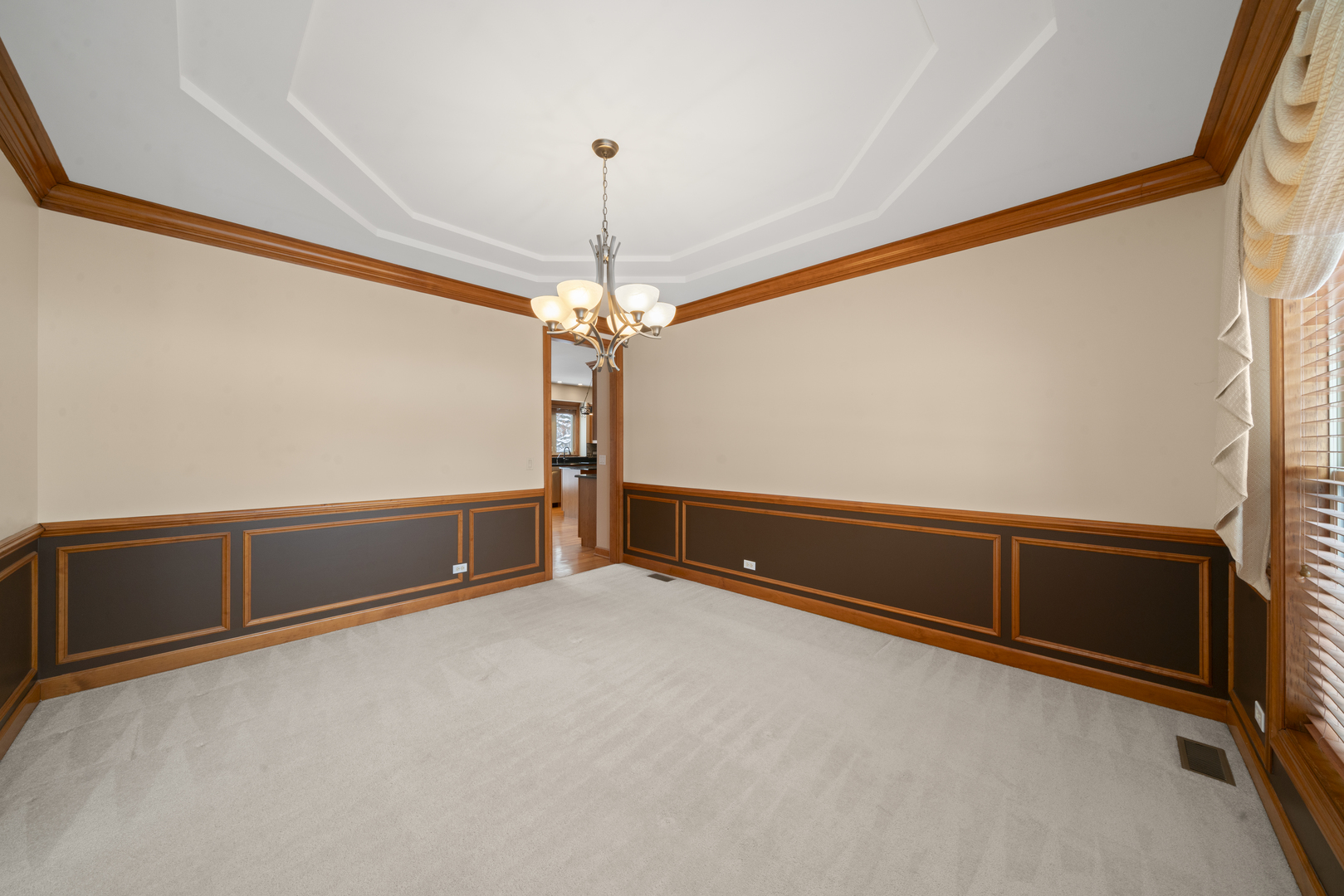 Sugar Grove, Illinois, 60554, United States, 4 Bedrooms Bedrooms, ,4 BathroomsBathrooms,Residential,For Sale,2003228