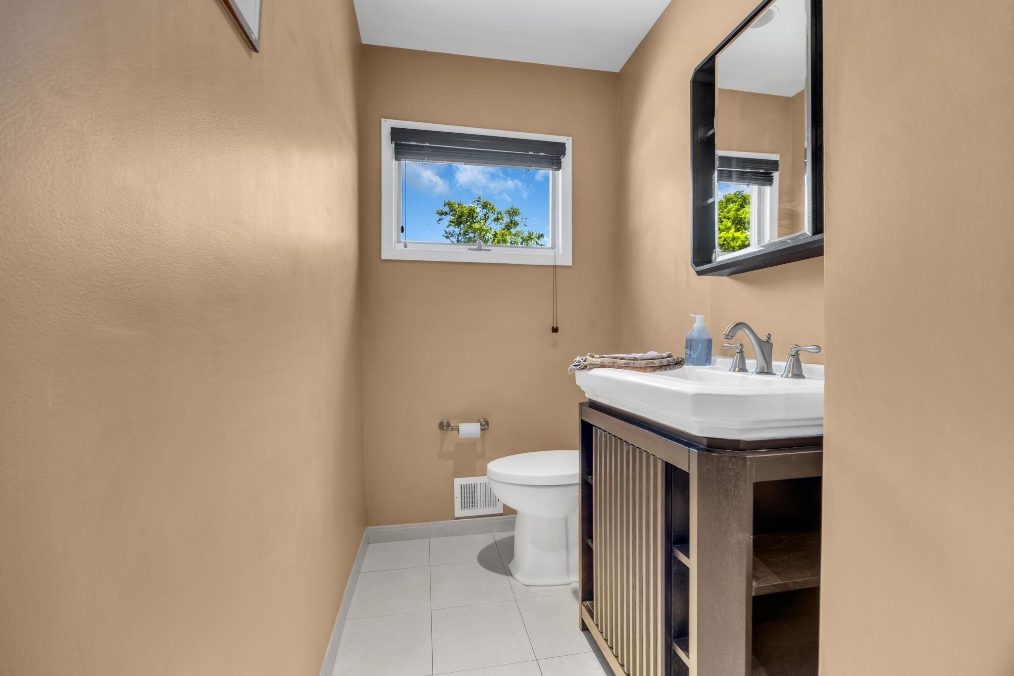  Highly Desirable Madison Park - 32 Bucknell Road, Parlin - 物件實景