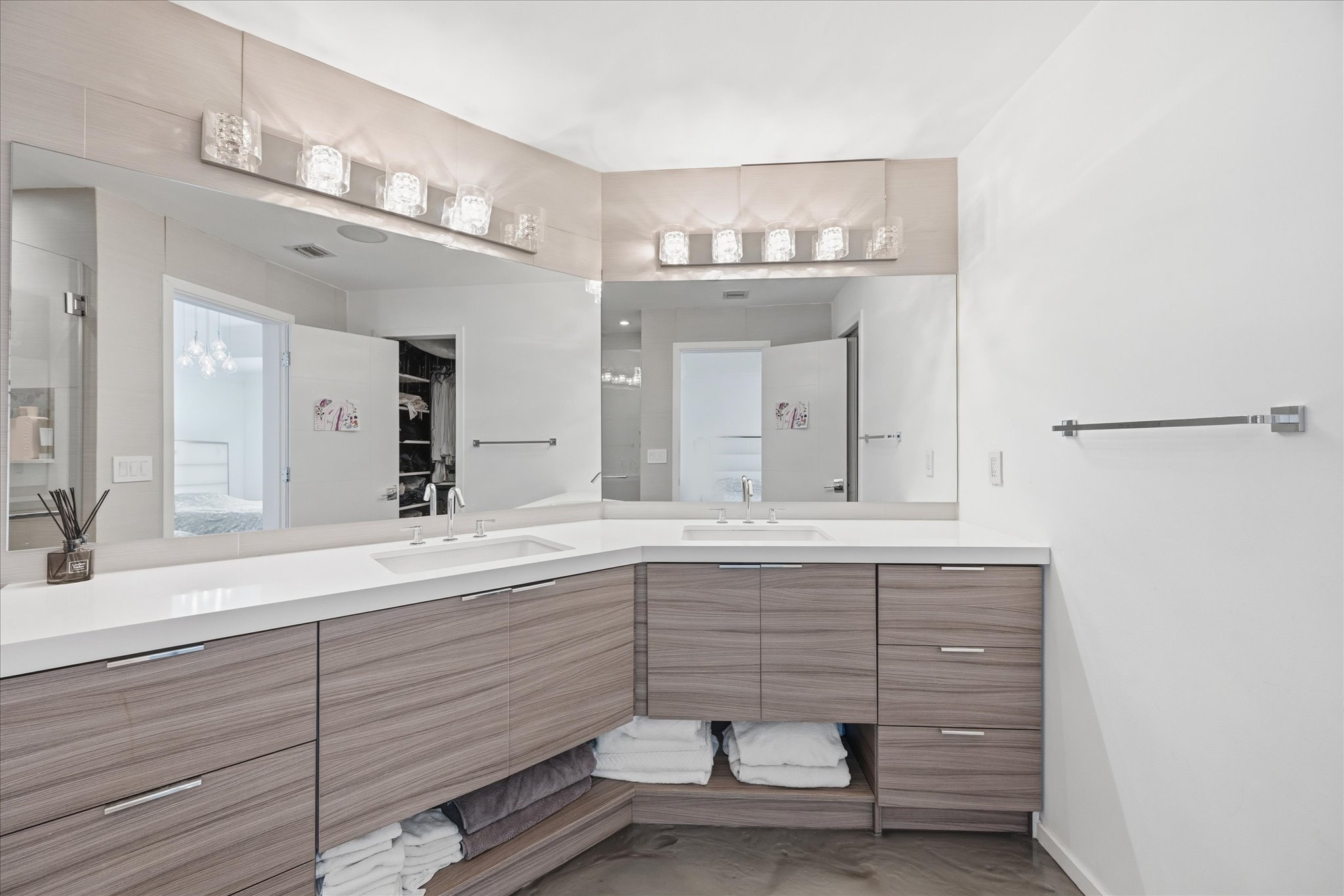  2558 NE 206th Ter, Aventura, FL, 33180 - 物件實景