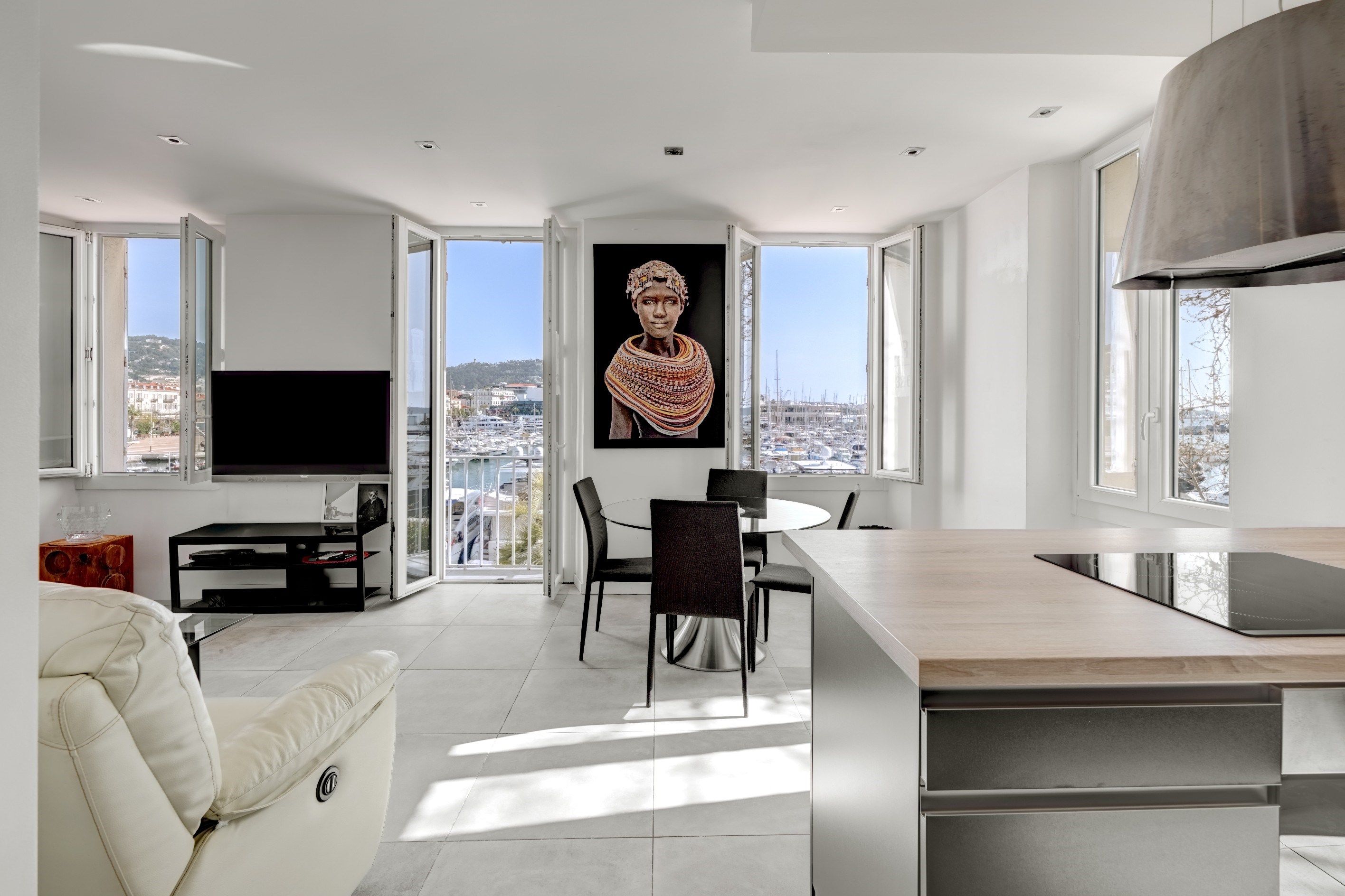  Cannes 2 bedroom apartment 55 sqm with Old Port view, quai Saint-Pierre - 物件實景