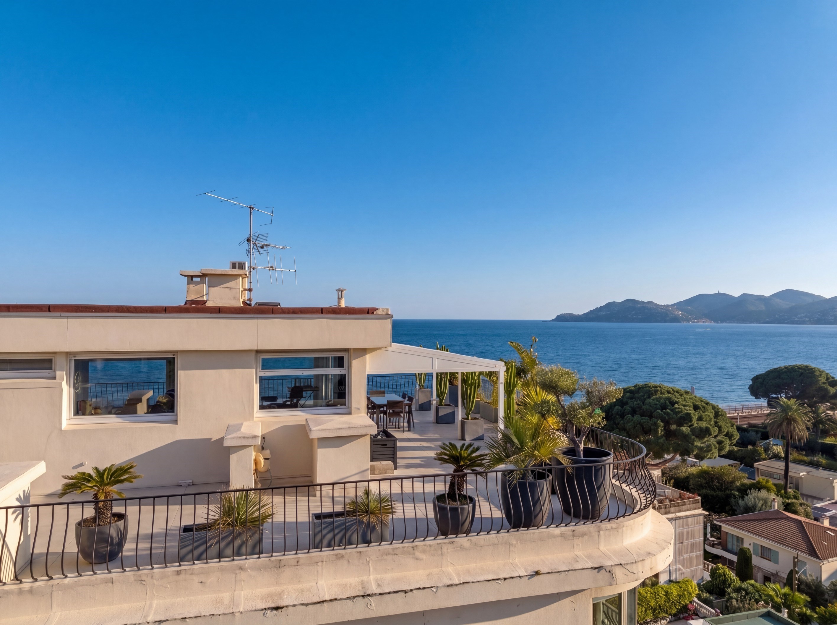  Cannes penthouse with 206 sqm terrace and panoramic sea views - 物件實景