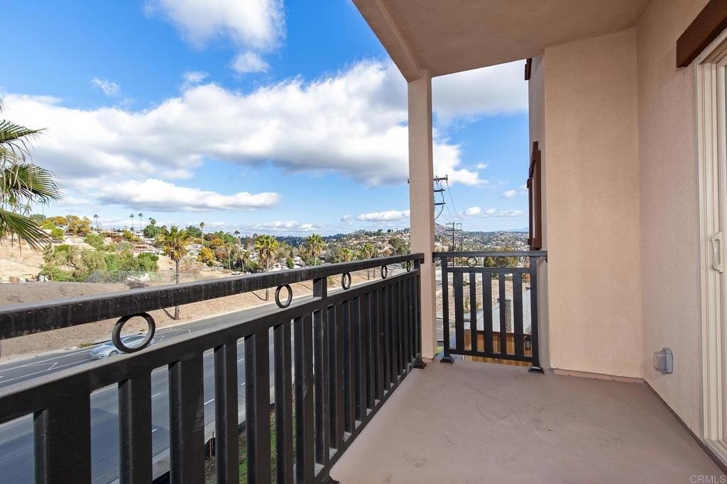Lemon Grove, California, 91945, United States, 4 Bedrooms Bedrooms, ,4 BathroomsBathrooms,Residential,For Sale,1892804