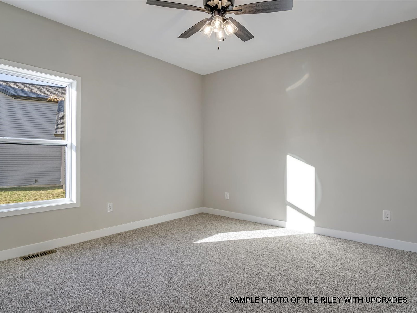 Waterloo, Illinois, 62298, United States, 3 Bedrooms Bedrooms, ,2 BathroomsBathrooms,Residential,For Sale,1927958