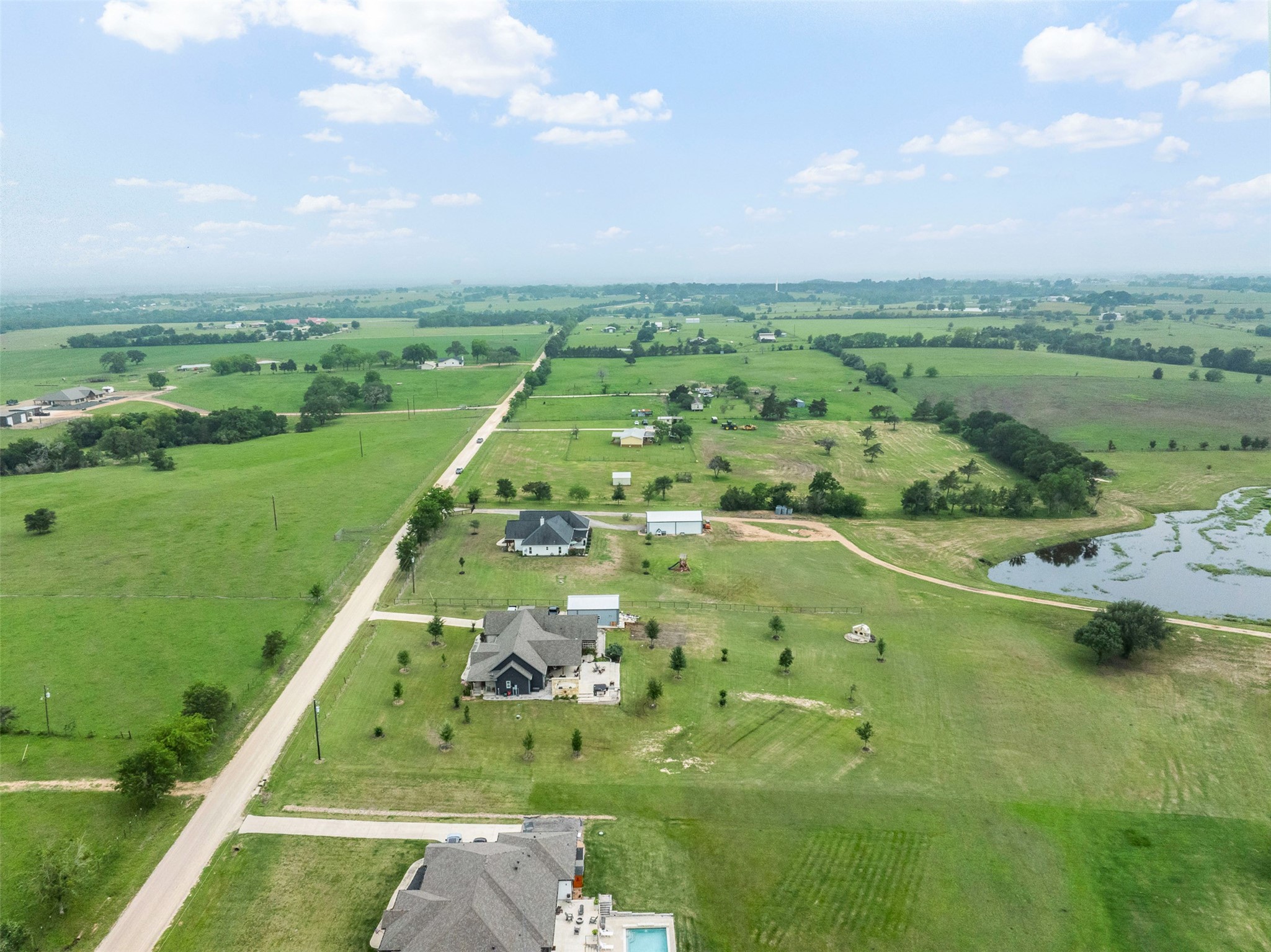  9075 Loop Road, Bellville, TX, 77418 - 物件實景