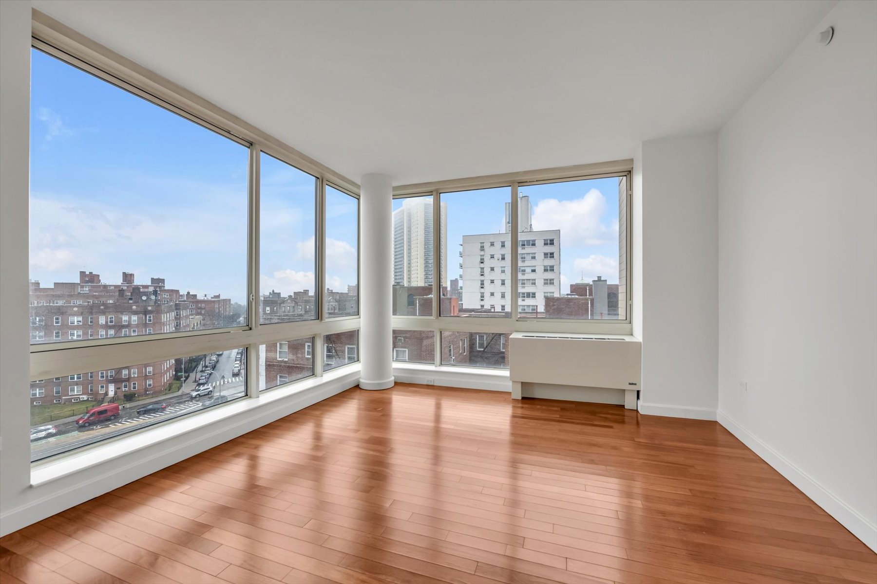  ?BRIGHT TWO BEDROOM TWO BATHROOM CONDO WITH STUNNING VIEWS? - 物件實景