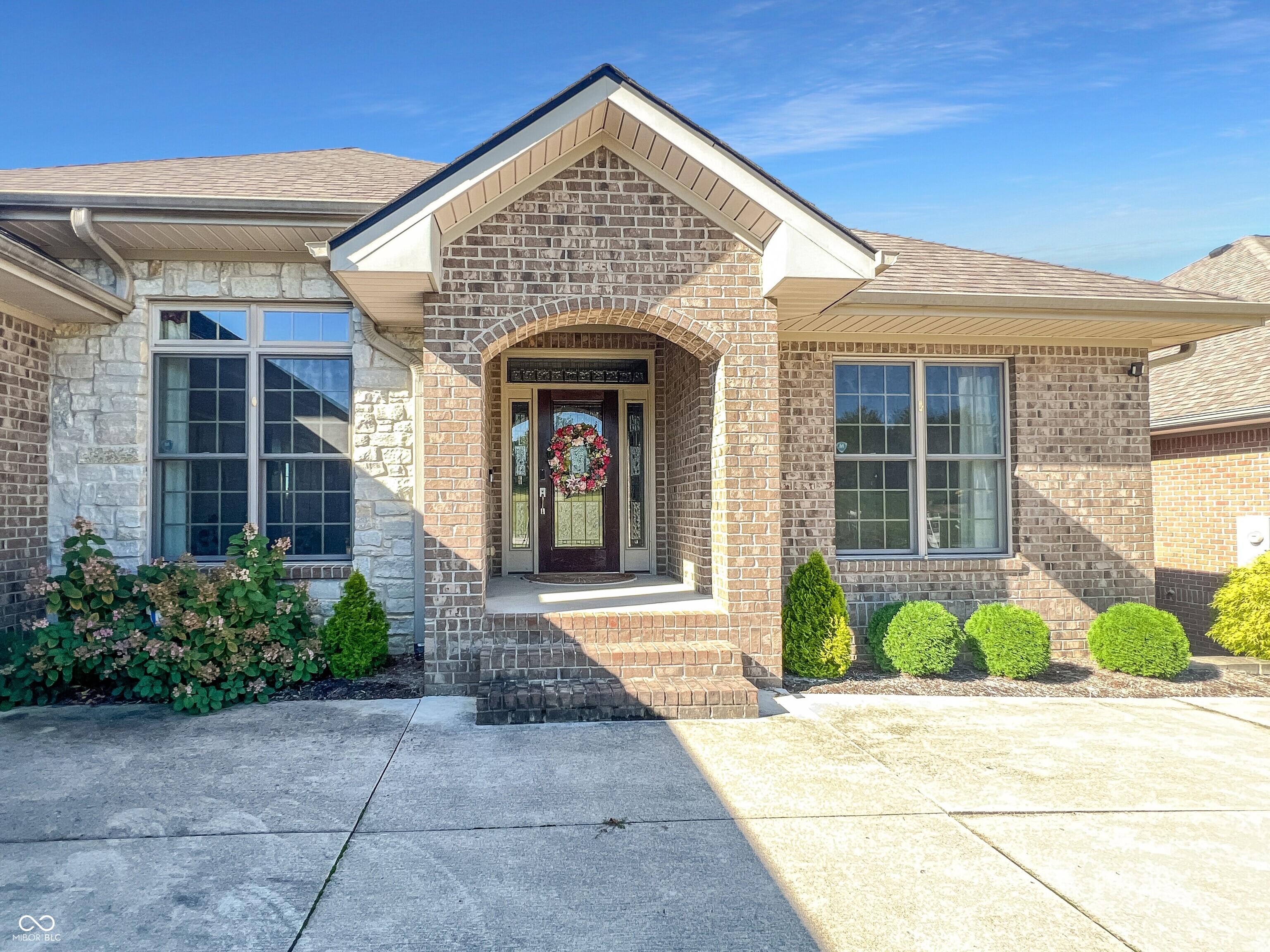 Columbus, Indiana, 47201, United States, 3 Bedrooms Bedrooms, ,3 BathroomsBathrooms,Residential,For Sale,1977125