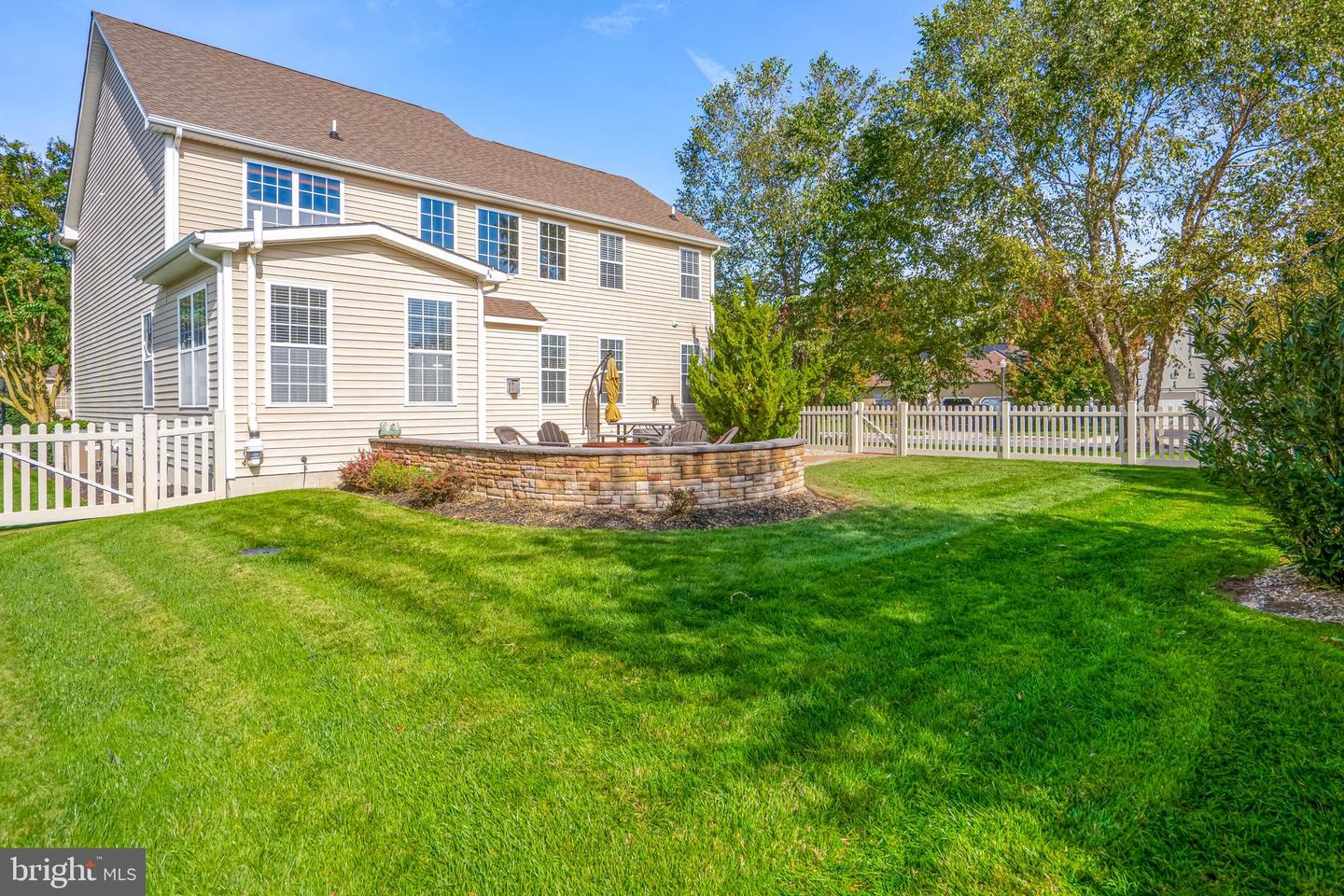 Milton, Delaware, 19968, United States, 4 Bedrooms Bedrooms, ,4 BathroomsBathrooms,Residential,For Sale,1993037