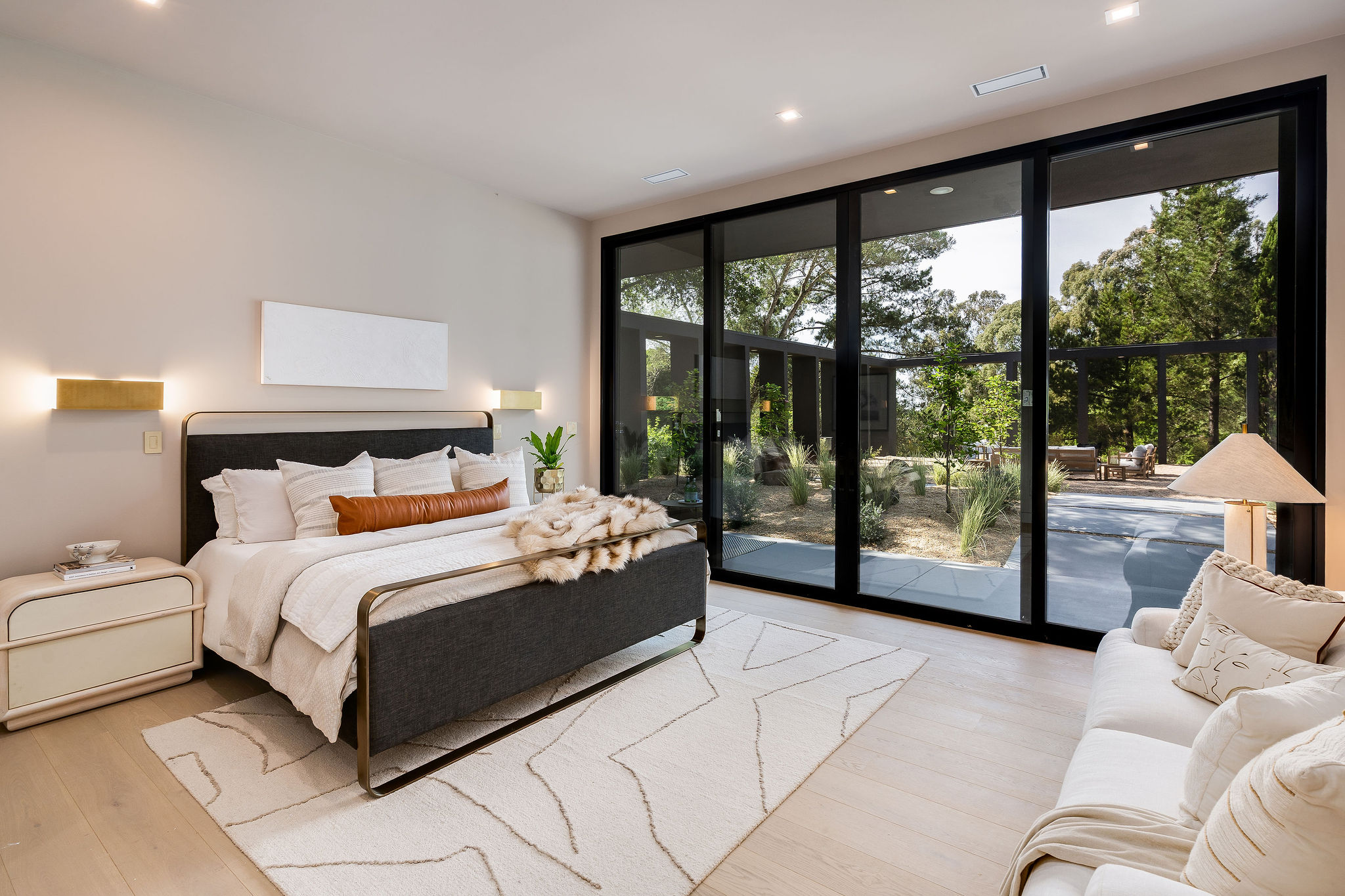  5645 Bacon Road - 物件實景