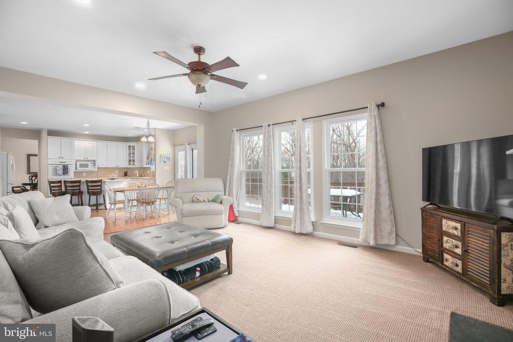 Stafford, Virginia, 22554, United States, 4 Bedrooms Bedrooms, ,4 BathroomsBathrooms,Residential,For Sale,2013992