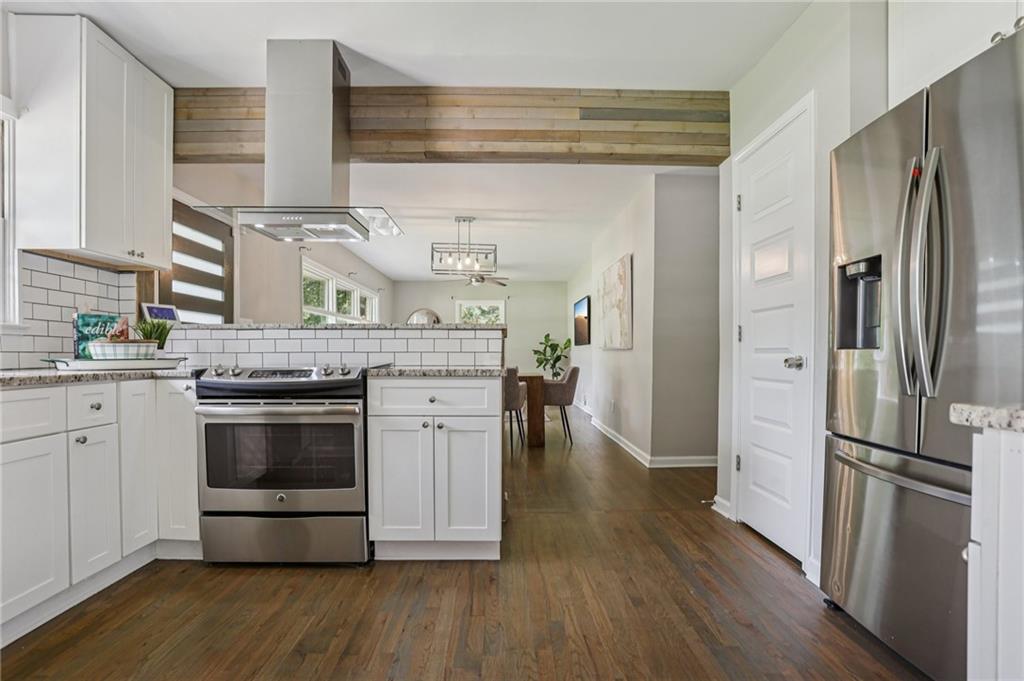 Decatur, Georgia, 30033, United States, 3 Bedrooms Bedrooms, ,2 BathroomsBathrooms,Residential,For Sale,1895989