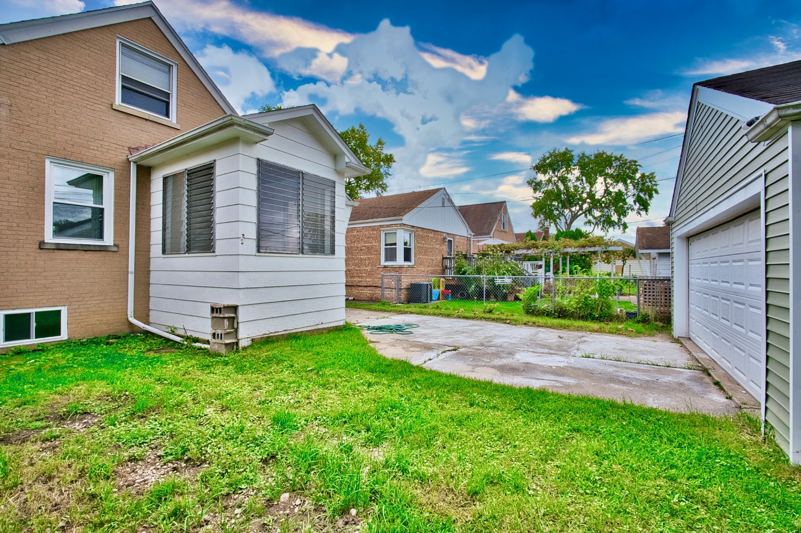 Skokie, Illinois, 60076, United States, 4 Bedrooms Bedrooms, ,3 BathroomsBathrooms,Residential,For Sale,1978573