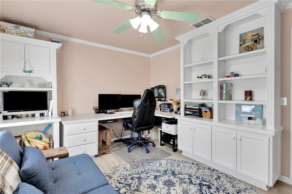 Pinon Hills, California, 92372, United States, 3 Bedrooms Bedrooms, ,2 BathroomsBathrooms,Residential,For Sale,1980325