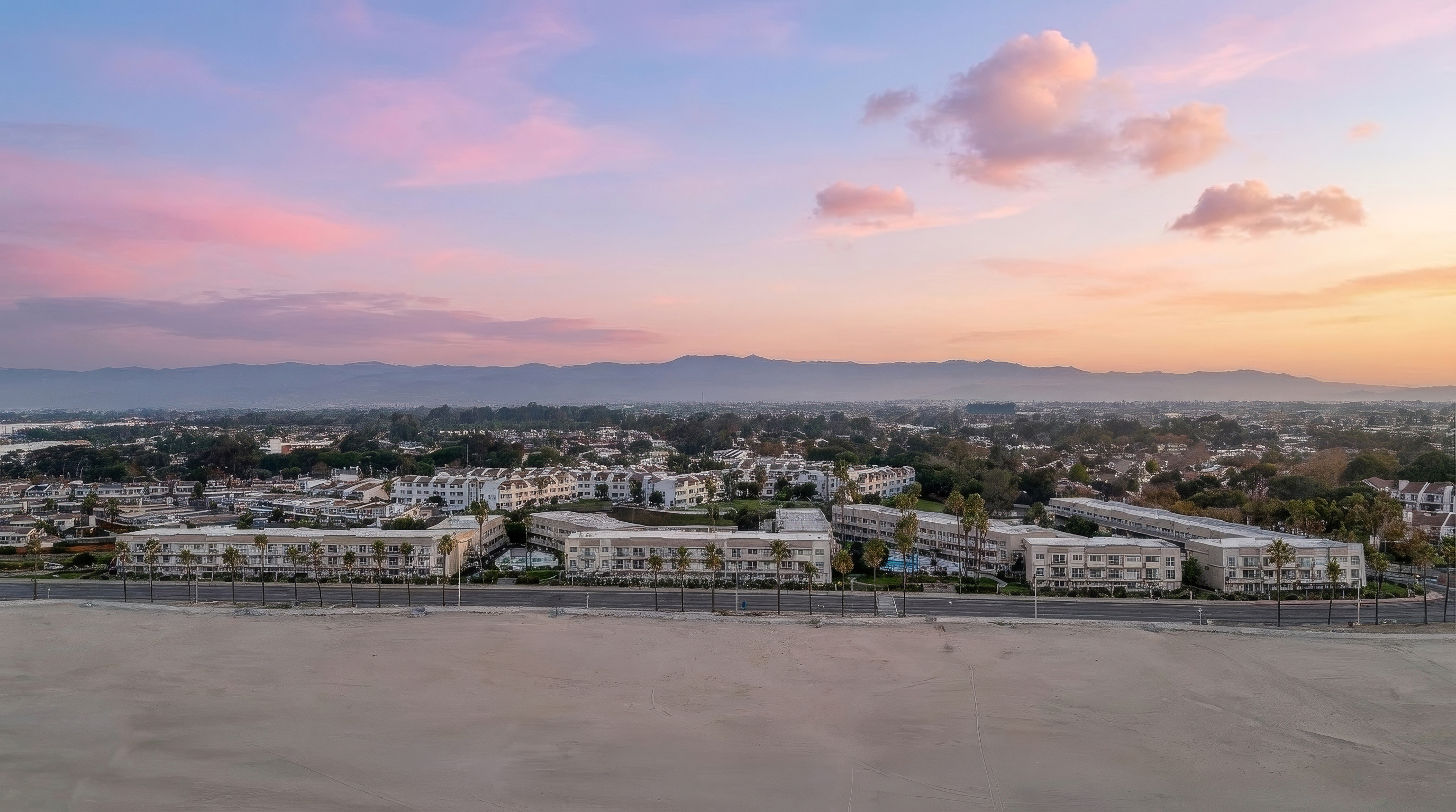 275 East Surfside Drive, Port Hueneme, CA 93041 - 物件實景