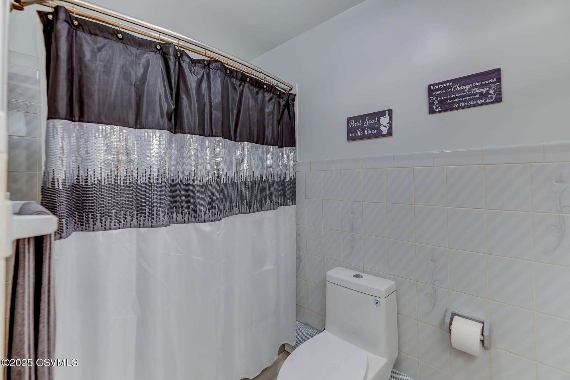 Berwick, Pennsylvania, 18603, United States, 4 Bedrooms Bedrooms, ,3 BathroomsBathrooms,Residential,For Sale,1979458