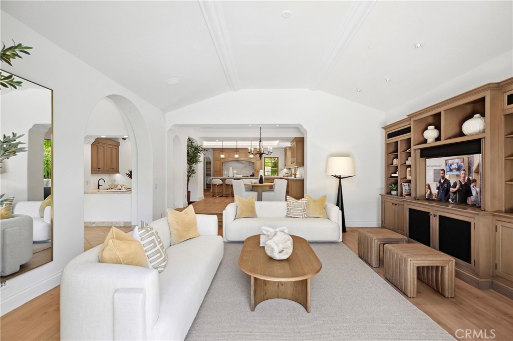 Irvine, California, 92603, United States, 5 Bedrooms Bedrooms, ,7 BathroomsBathrooms,Residential,For Sale,1906095