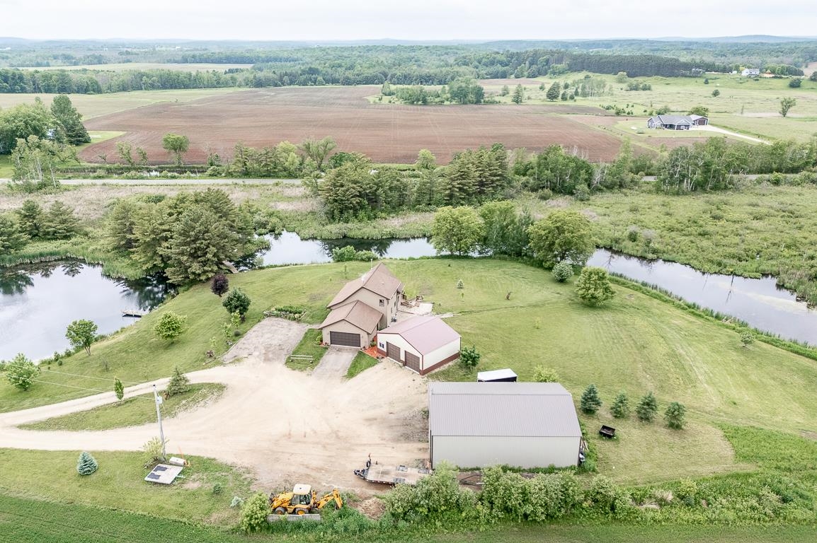 Manawa, Wisconsin, 54949-0000, United States, 2 Bedrooms Bedrooms, ,2 BathroomsBathrooms,Residential,For Sale,1935500