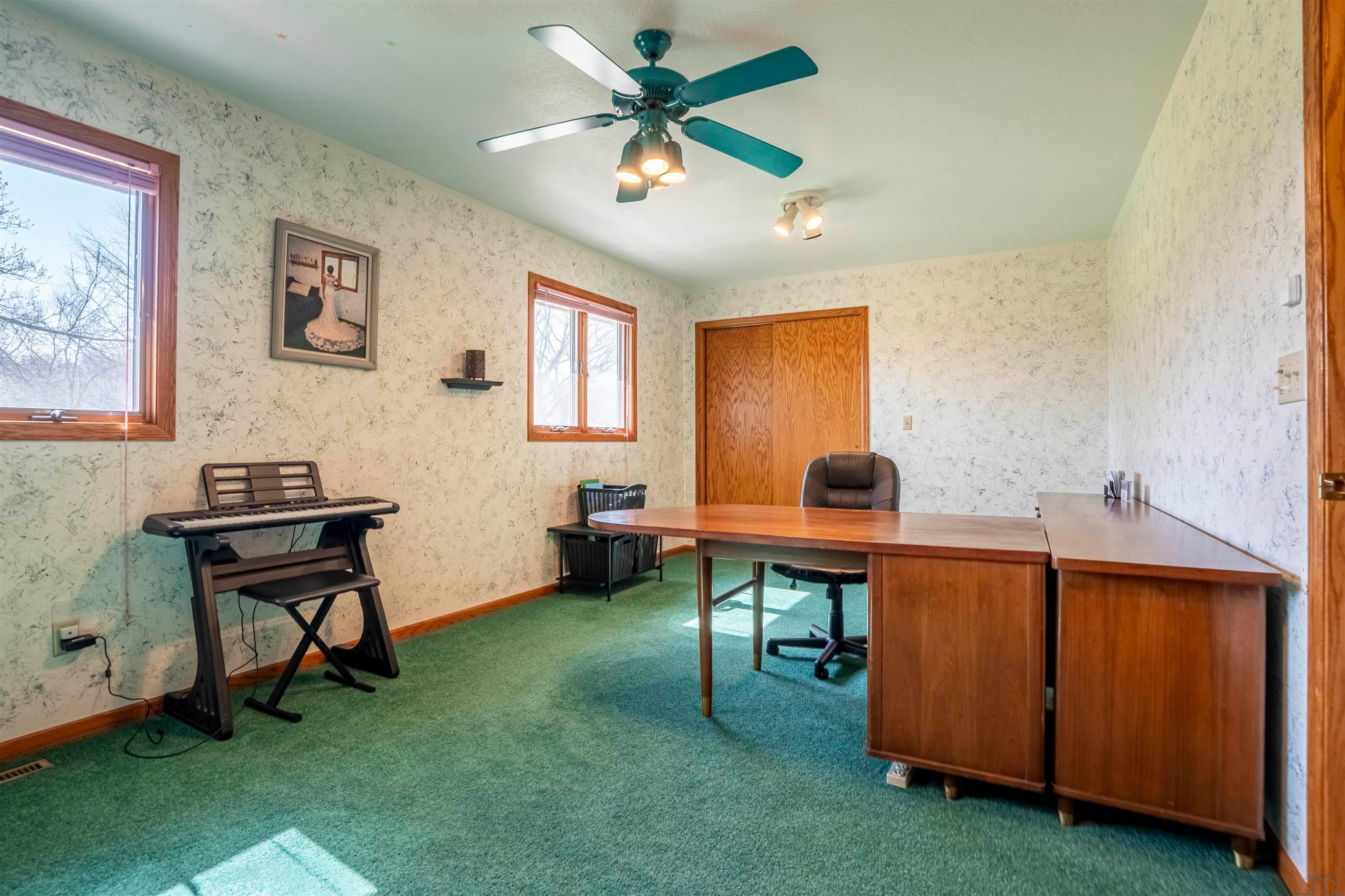 Sioux City, Iowa, 51108, United States, 3 Bedrooms Bedrooms, ,4 BathroomsBathrooms,Residential,For Sale,2035847