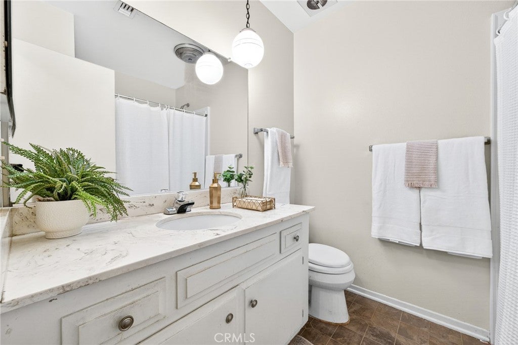 Redlands, California, 92373, United States, 4 Bedrooms Bedrooms, ,2 BathroomsBathrooms,Residential,For Sale,2048890